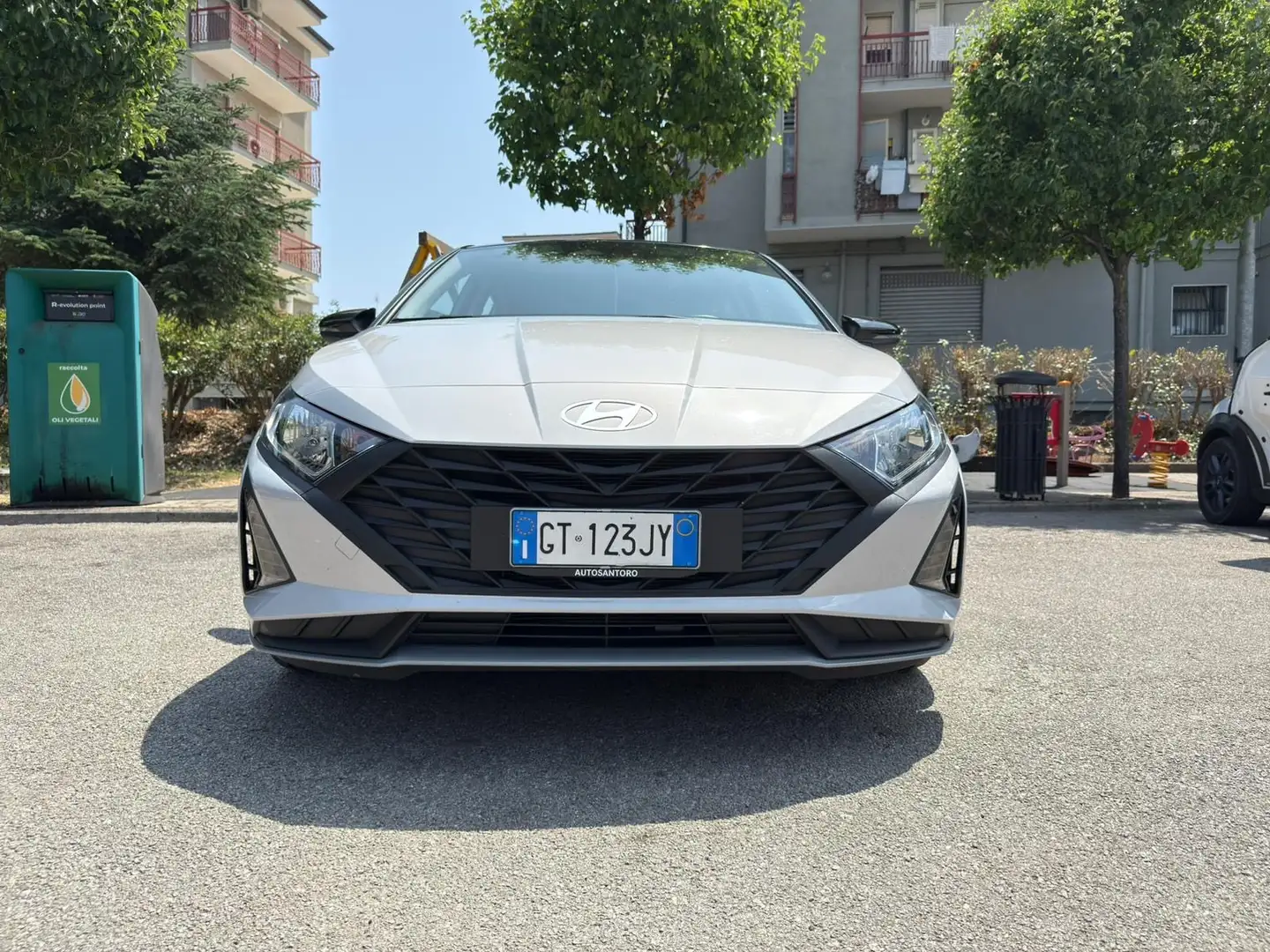Hyundai i20 5p 1.2 B/gpl allestimento Connectline full option Grigio - 2