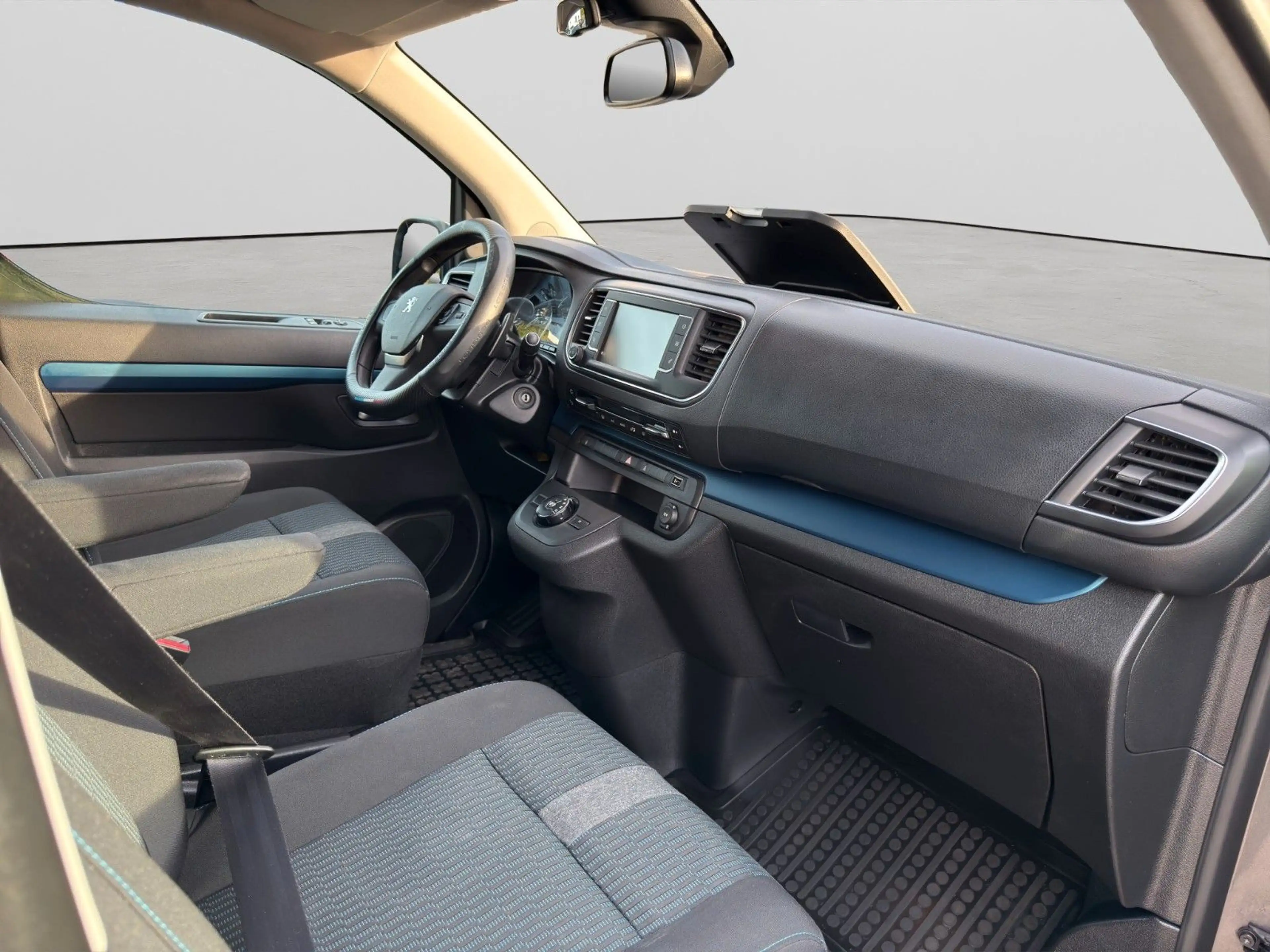 Peugeot Traveller Active L3/8-Sitzer/Automatik/Kamera — photo 17