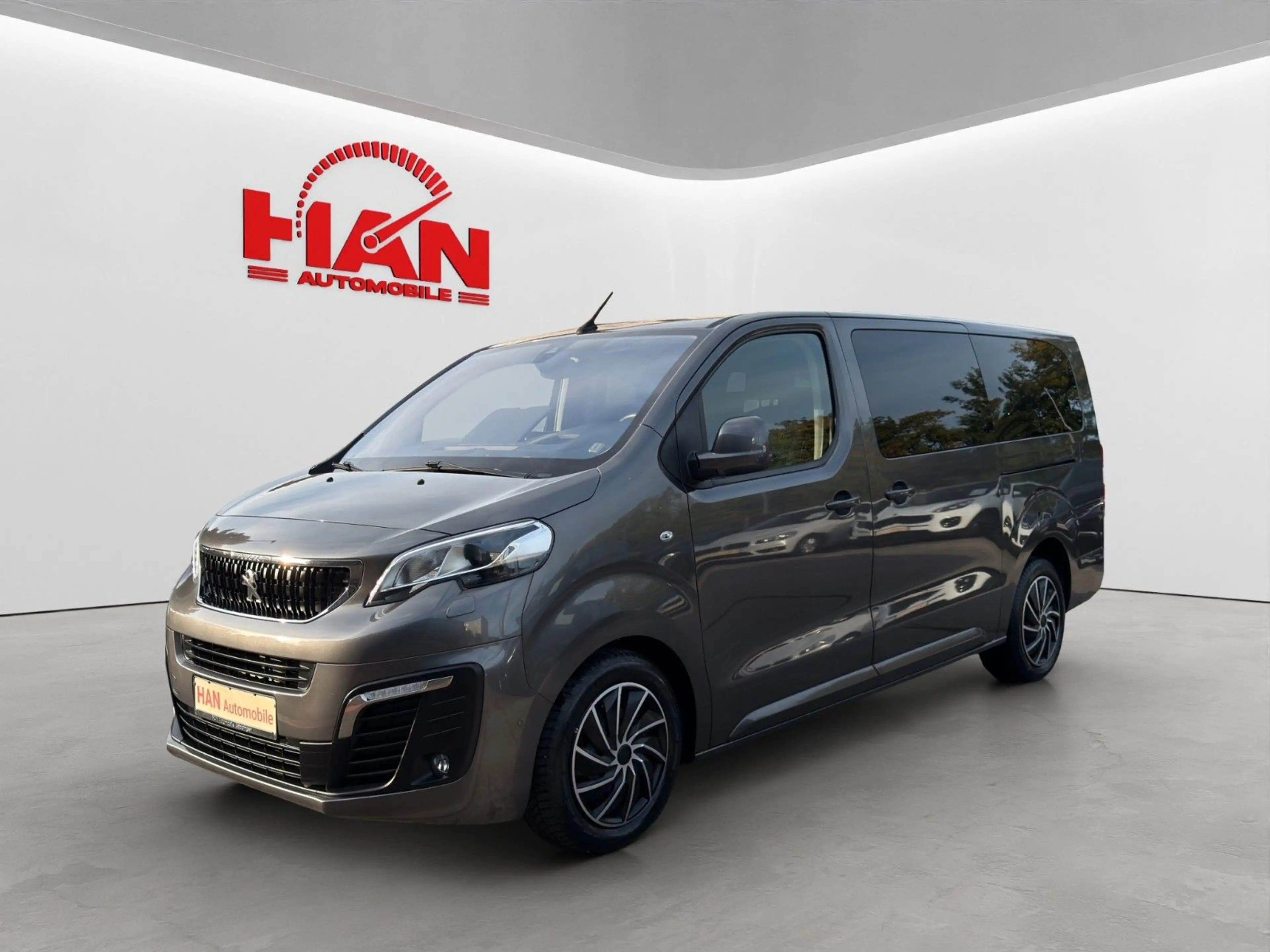 Peugeot Traveller Active L3/8-Sitzer/Automatik/Kamera — photo 2