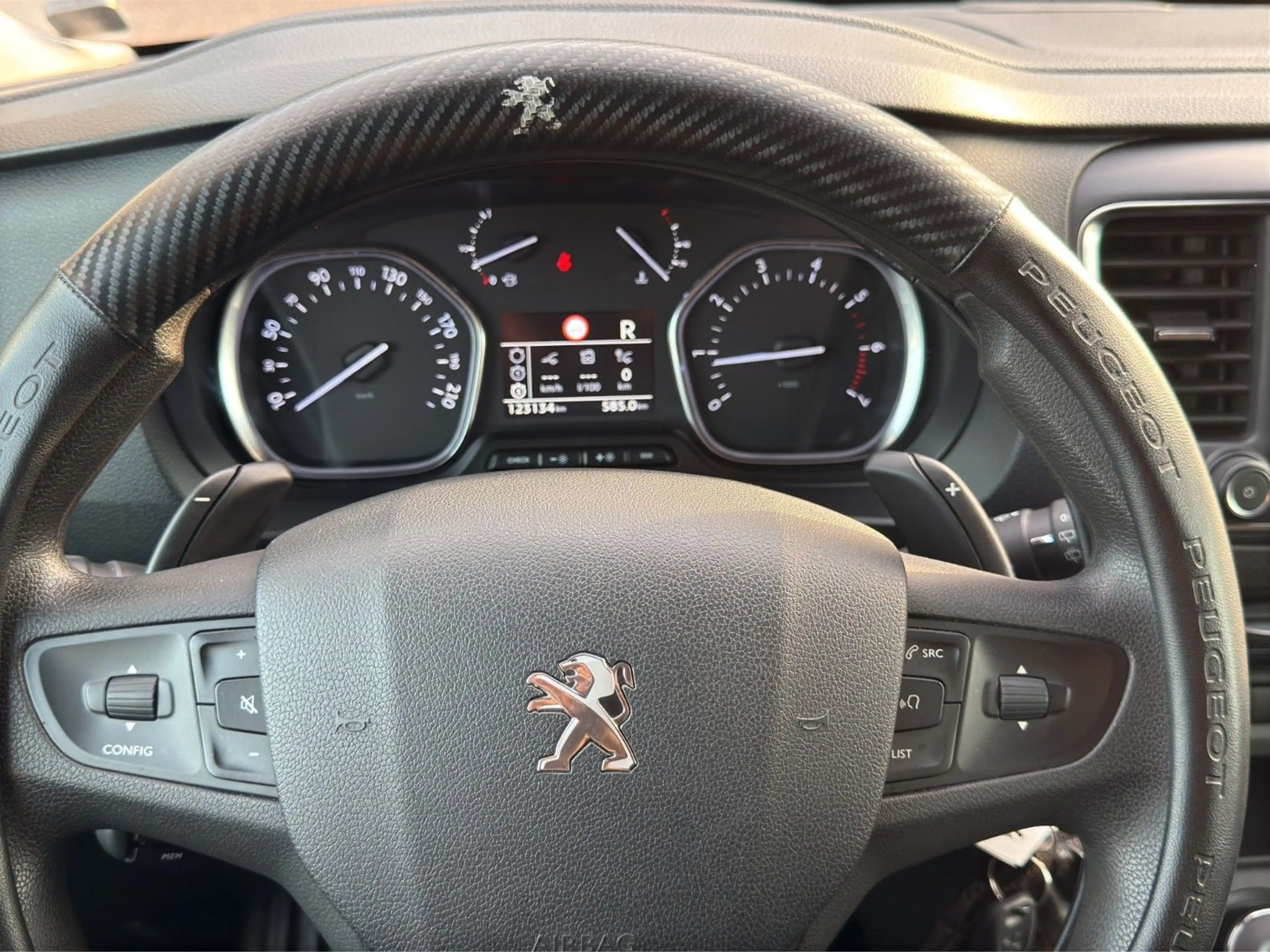 Peugeot Traveller Active L3/8-Sitzer/Automatik/Kamera — photo 28
