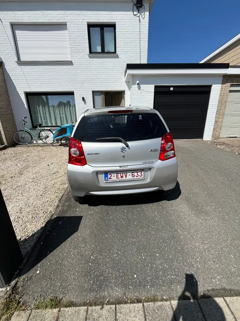 Suzuki Alto Zeer zuinige en betrouwbare Suzuki Alto - 2