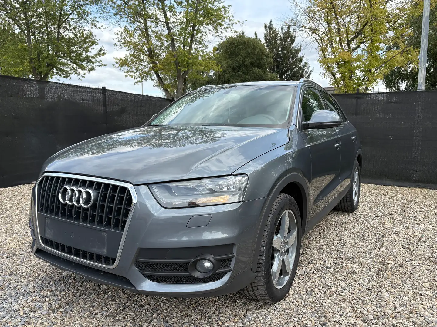 Audi Q3 Q3 2.0 TDi ! 1e PROP - NAVI - CLIM - Eur 5! Grey - 1