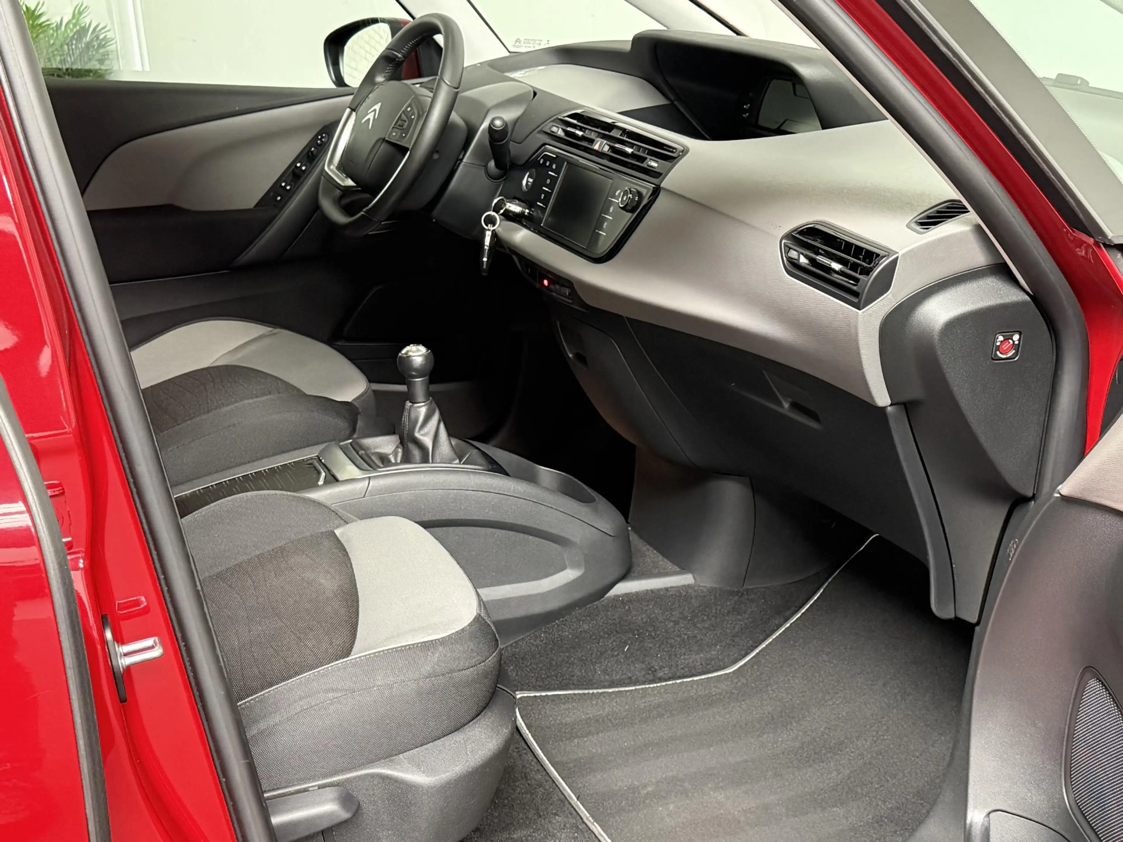 Citroen C4 Picasso 1.6 VTi Tendance | ECC | LMV | PDC — photo 7