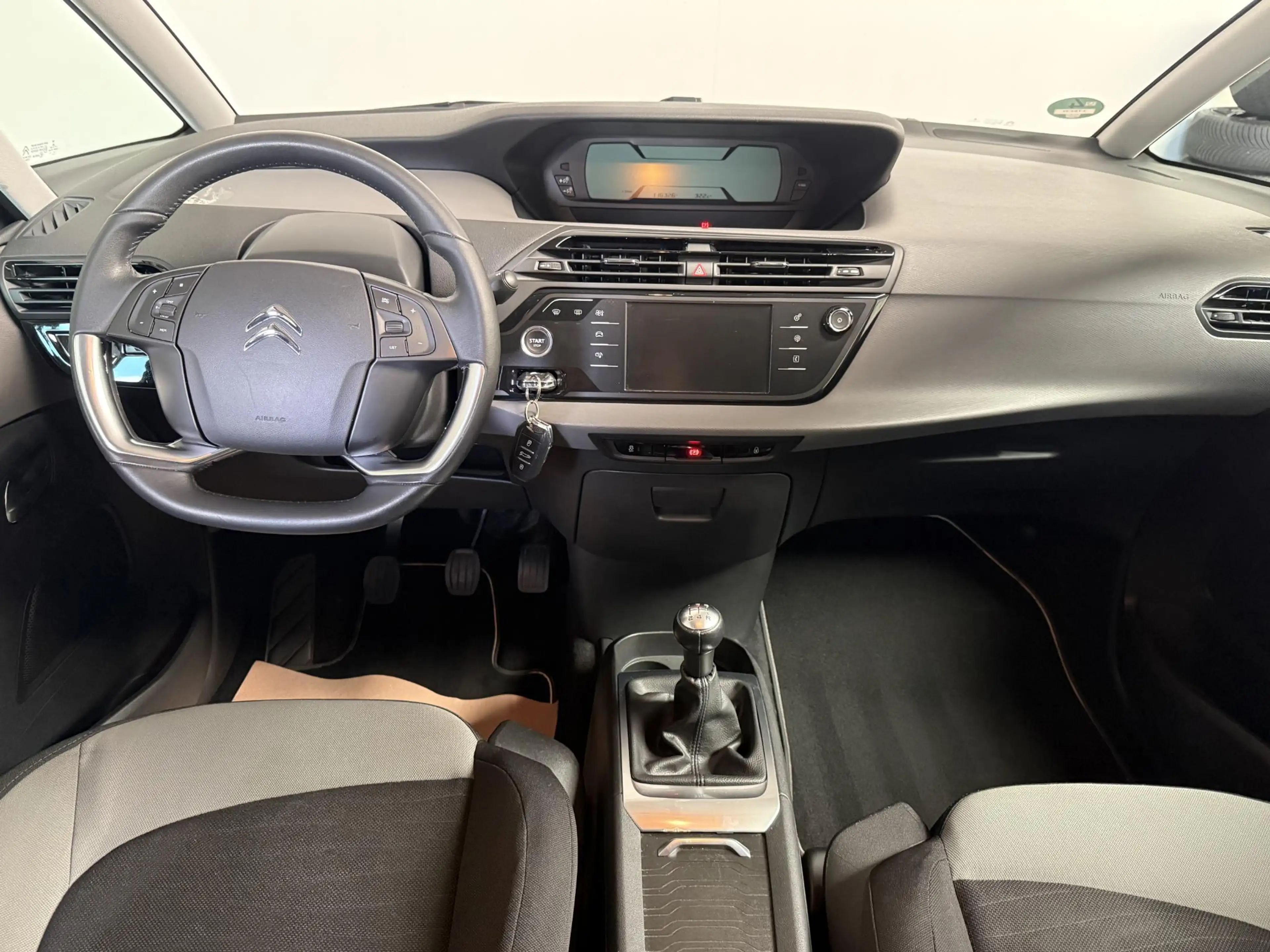 Citroen C4 Picasso 1.6 VTi Tendance | ECC | LMV | PDC — photo 9