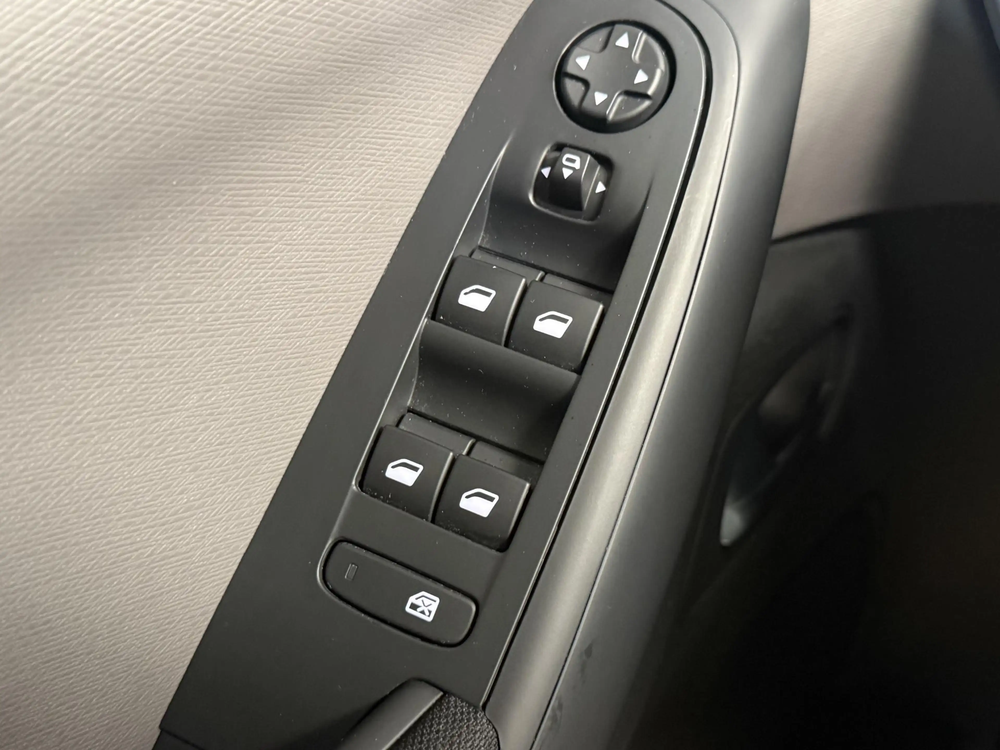 Citroen C4 Picasso 1.6 VTi Tendance | ECC | LMV | PDC — photo 13
