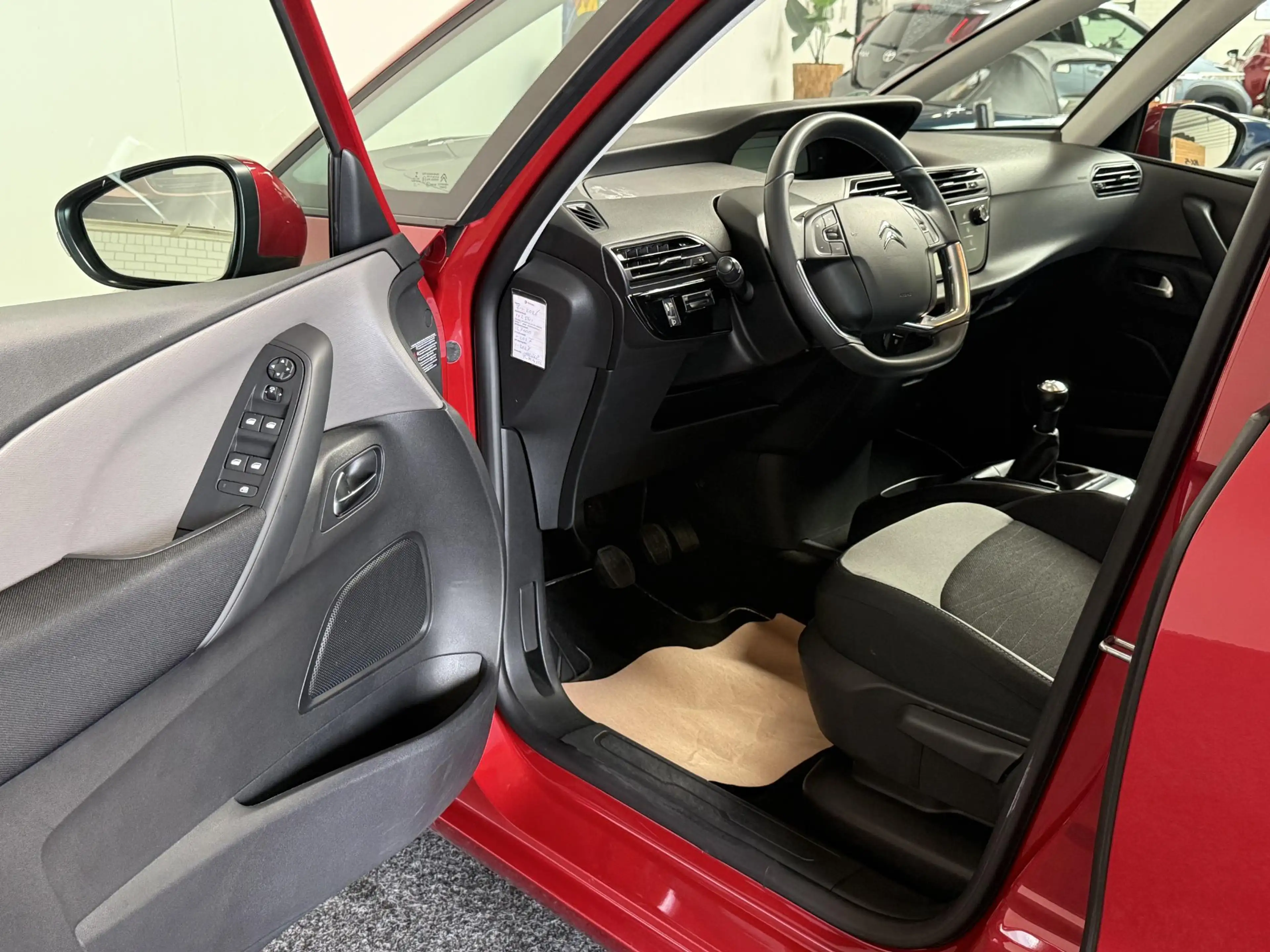 Citroen C4 Picasso 1.6 VTi Tendance | ECC | LMV | PDC — photo 5