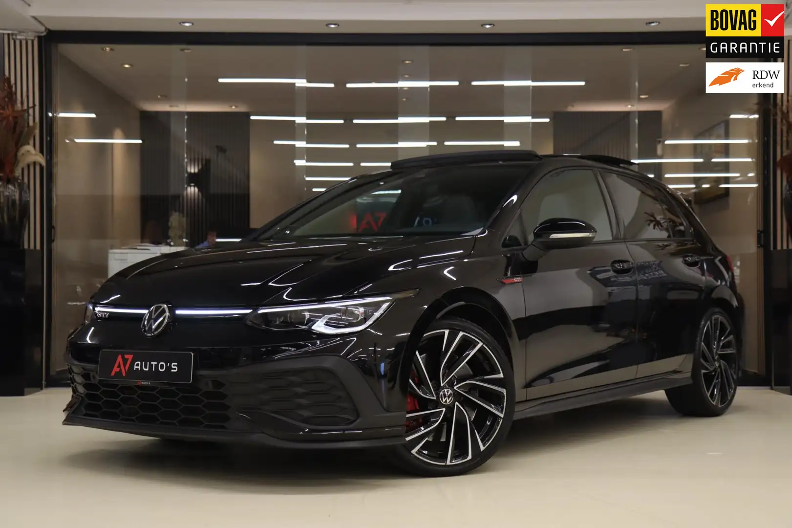 Volkswagen Golf GTI 2.0 TSI CLUBSPORT BLACKSTYLE /PANO/HK/SPECIAL/CAM/ Zwart - 1