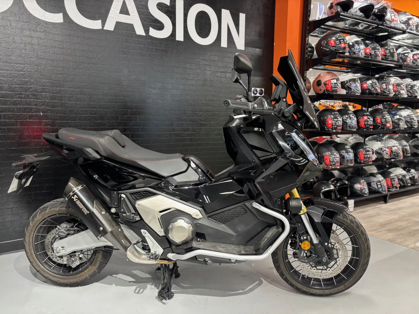 Honda X-ADV Noir - 2