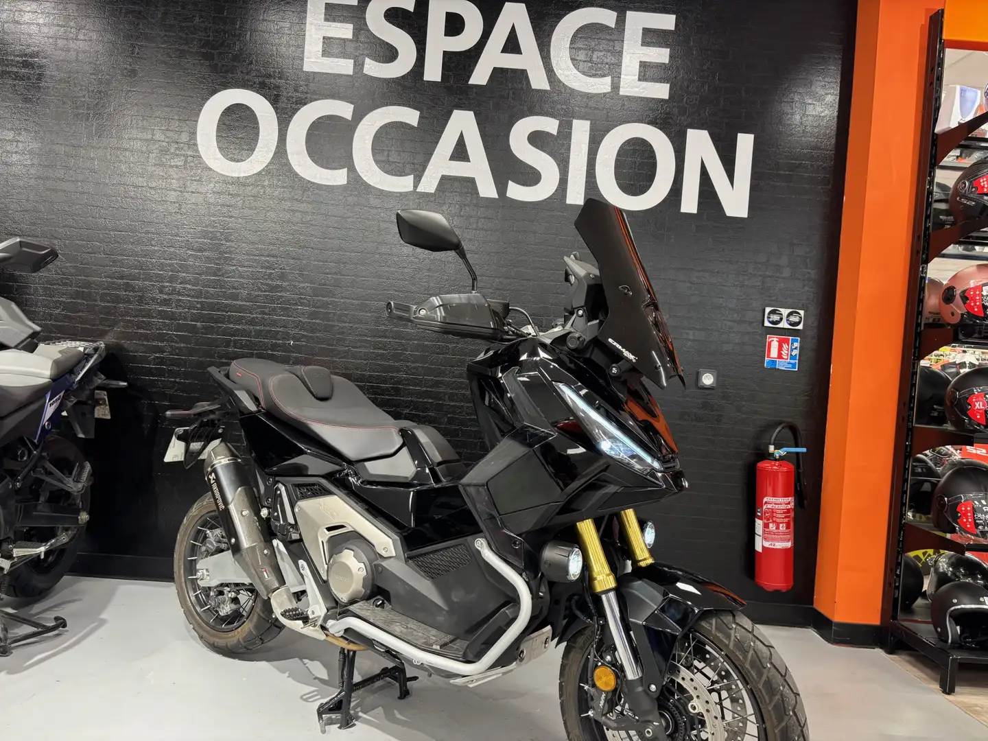 Honda X-ADV Noir - 1