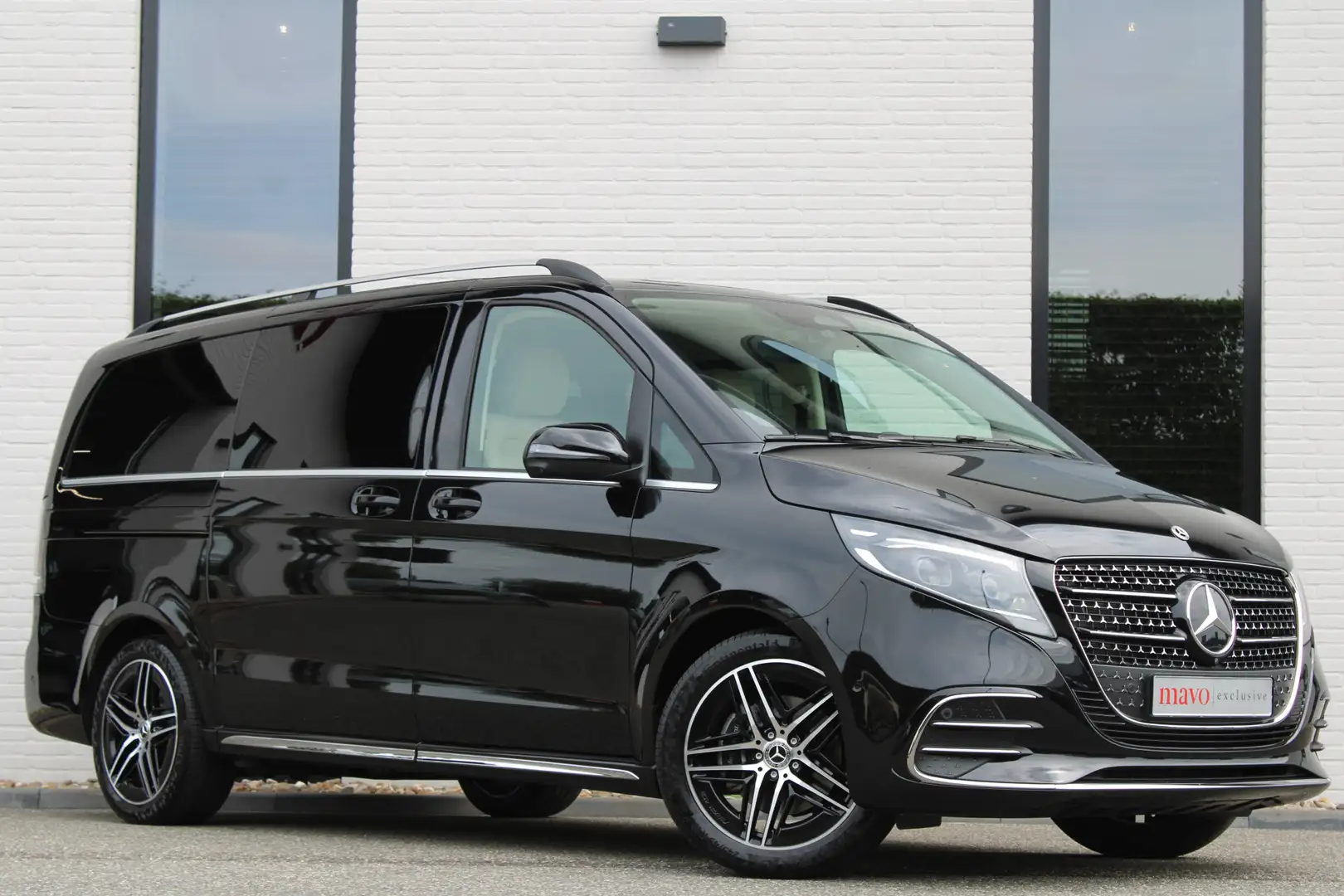 Mercedes-Benz V 250 250d / DC / AMG / New Model / 2x Elec Schuifd / 36 Zwart - 1