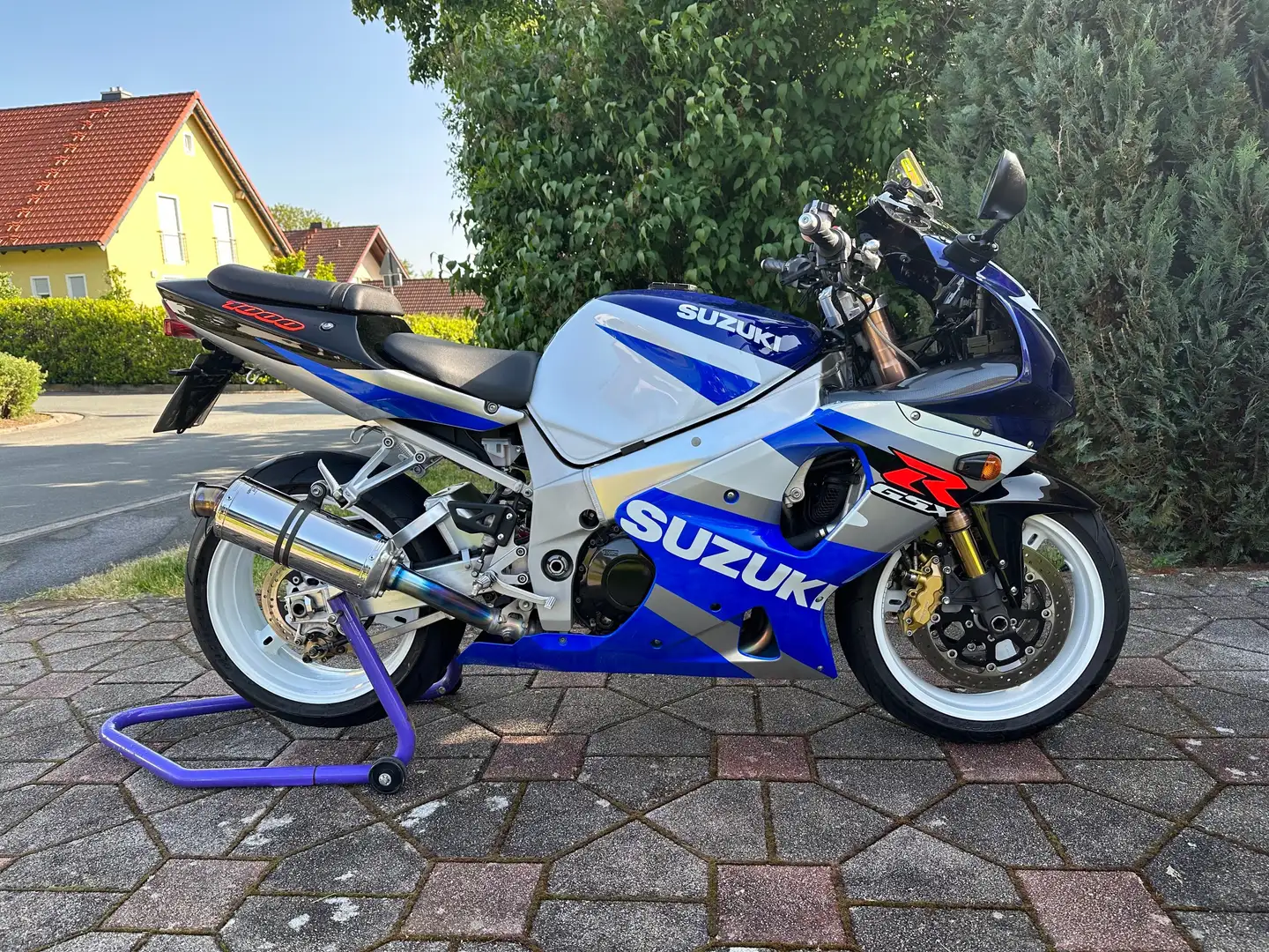 Suzuki GSX-R 1000 Azul - 1