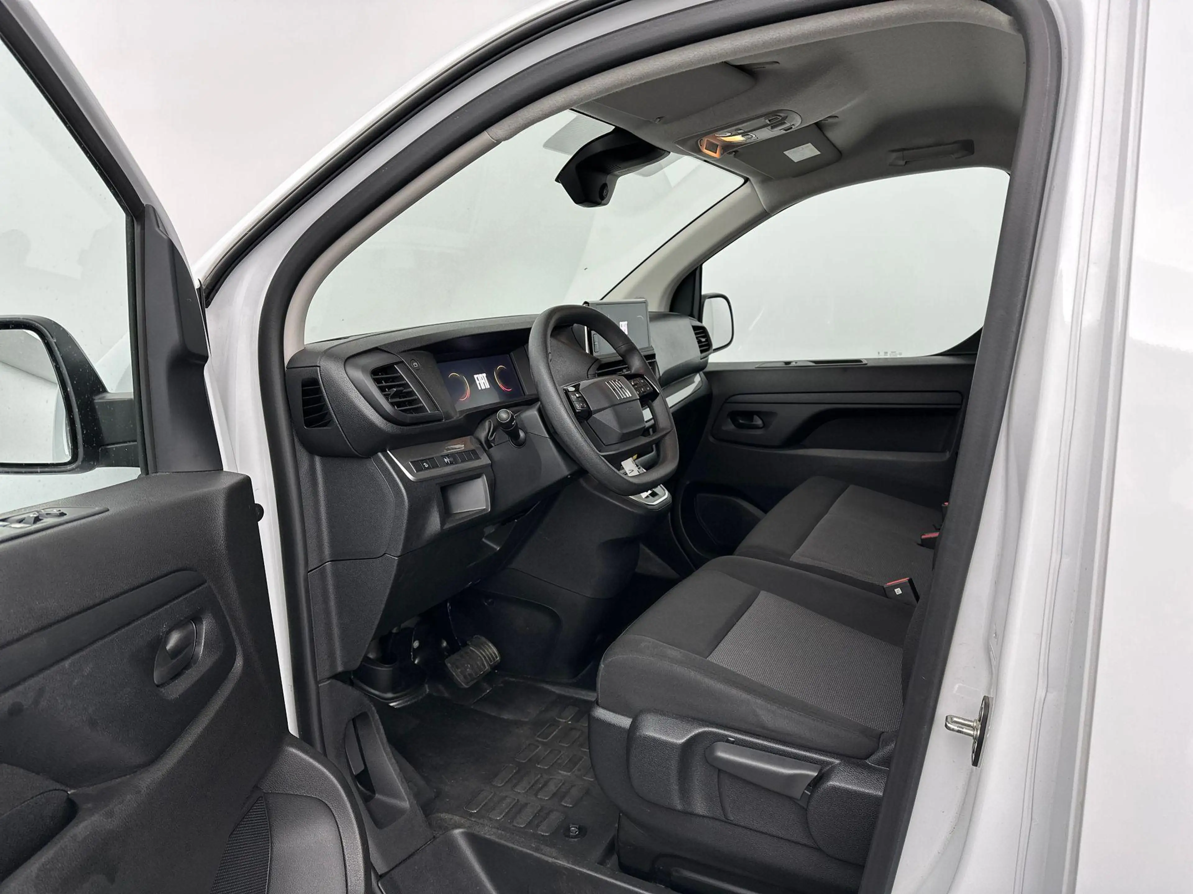 Fiat Scudo 2.0 Diesel 145 S&S L2 | Camera | Betimmering | Cru — photo 10