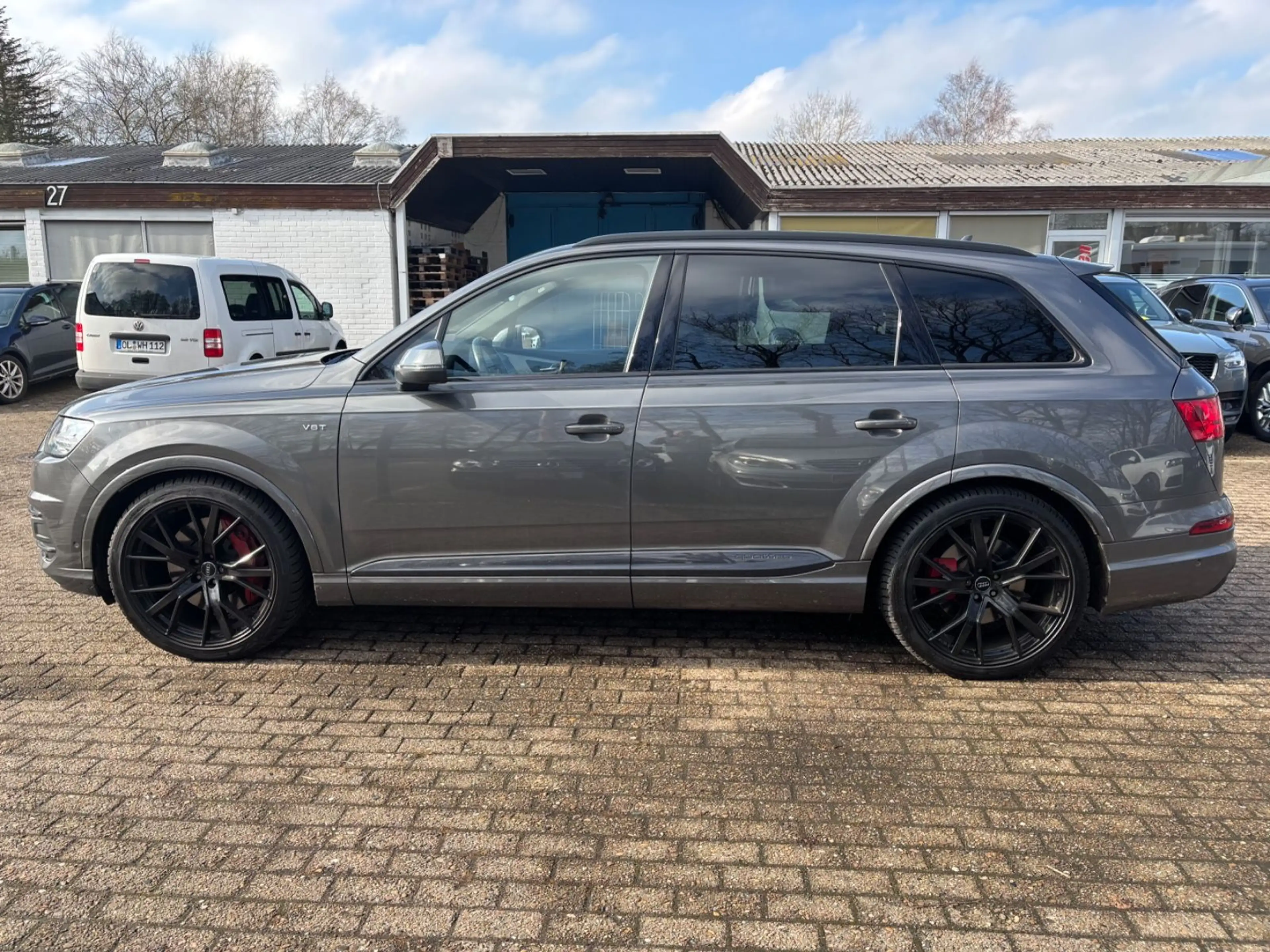Audi SQ7 4.0 TDI quattro 7Sitzer Pano Matrix Virtual — photo 2