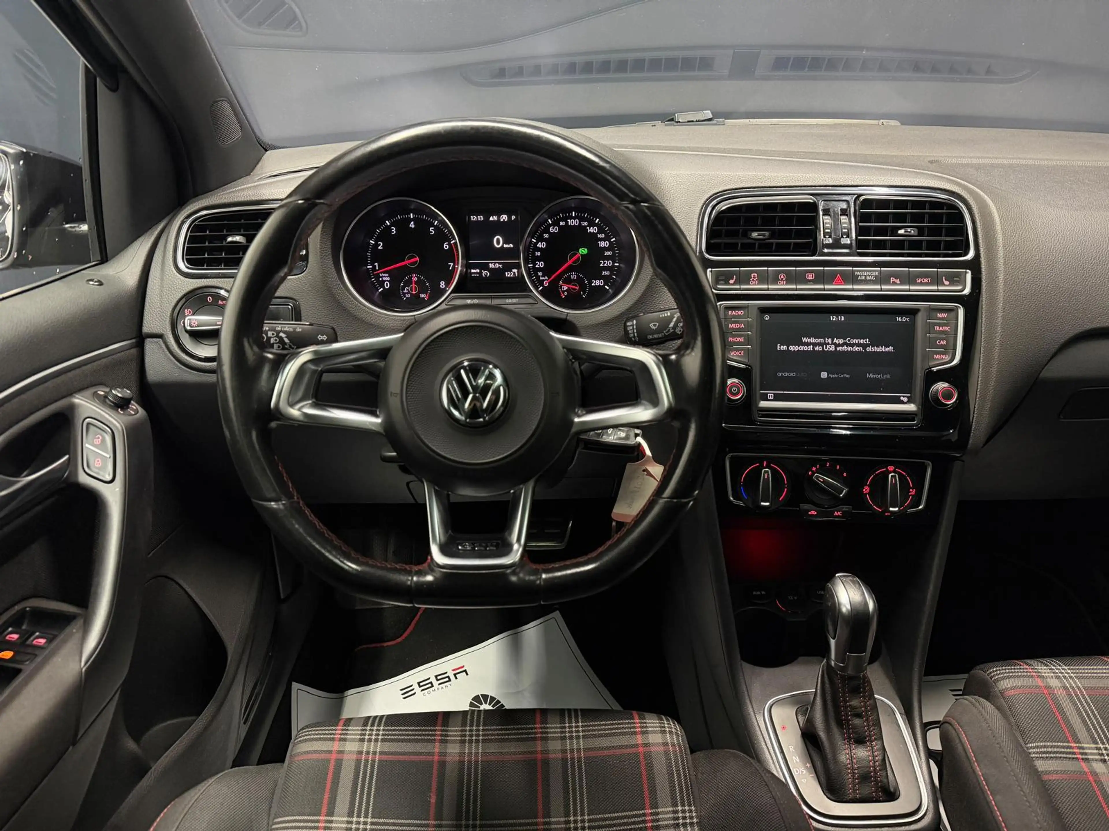 Volkswagen Polo GTI 1.8 TSI Pano LED Cruise CarPlay Navi — photo 10