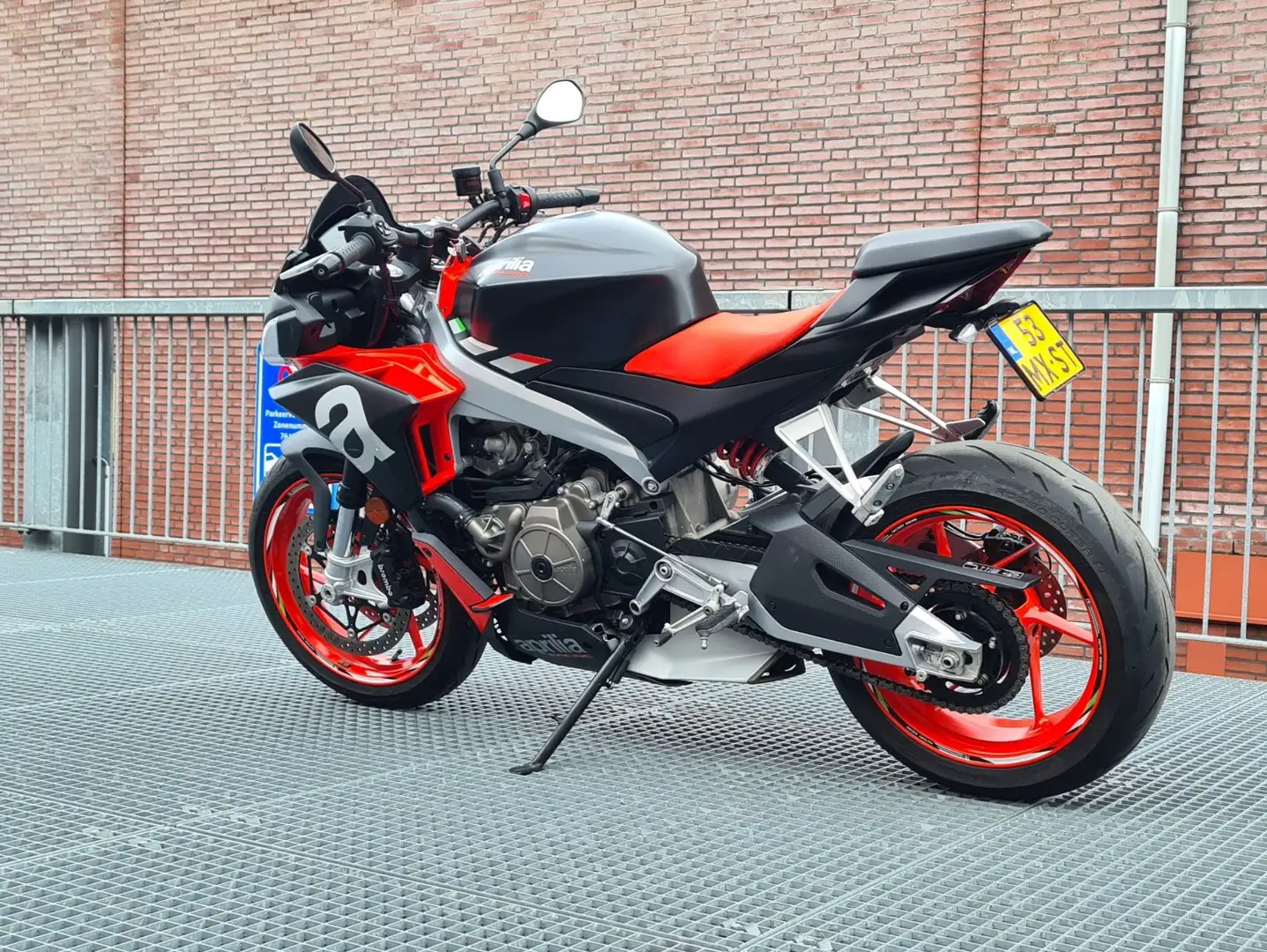 Aprilia Tuono 660 APRC Cruise ABS TC rs660 Zwart - 2