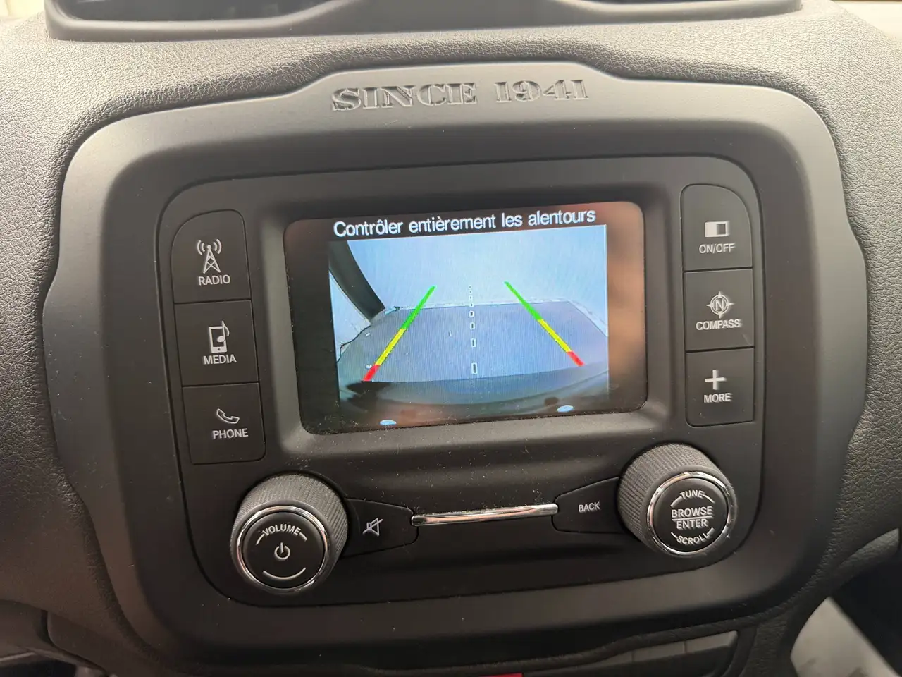 Jeep Renegade photo Jeep Renegade