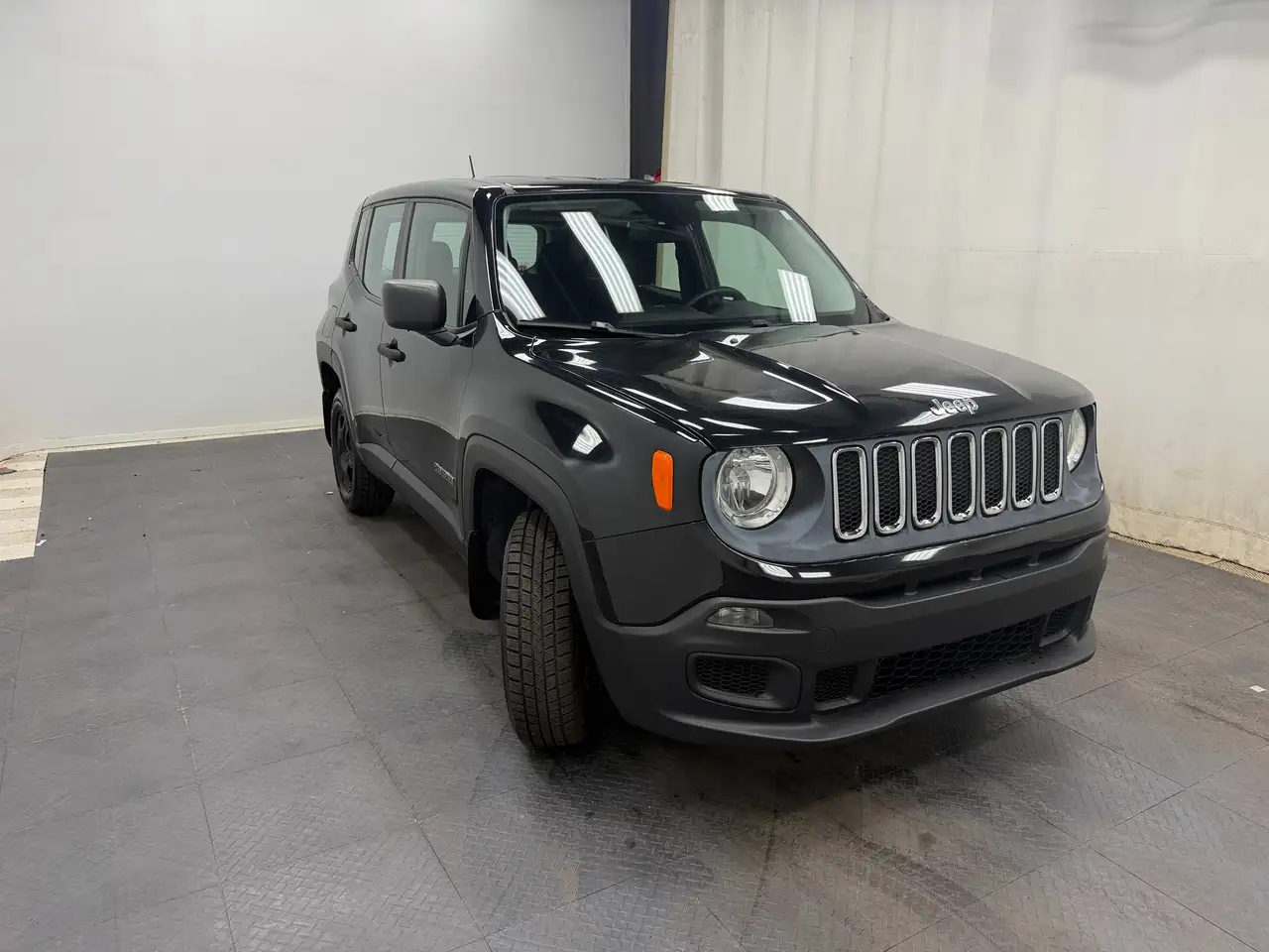 Jeep Renegade photo Jeep Renegade