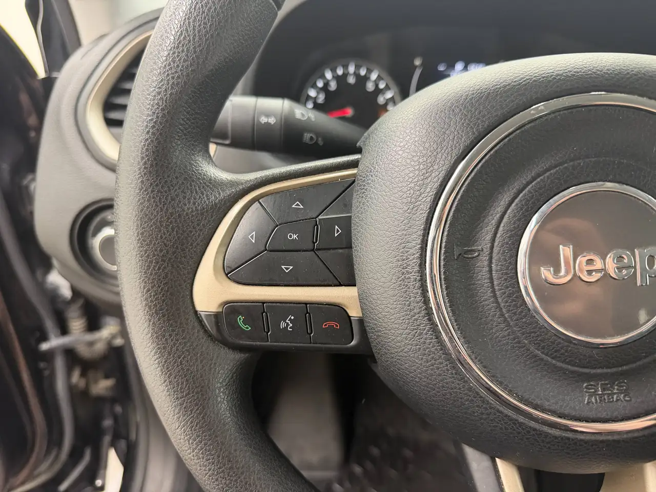Jeep Renegade photo Jeep Renegade