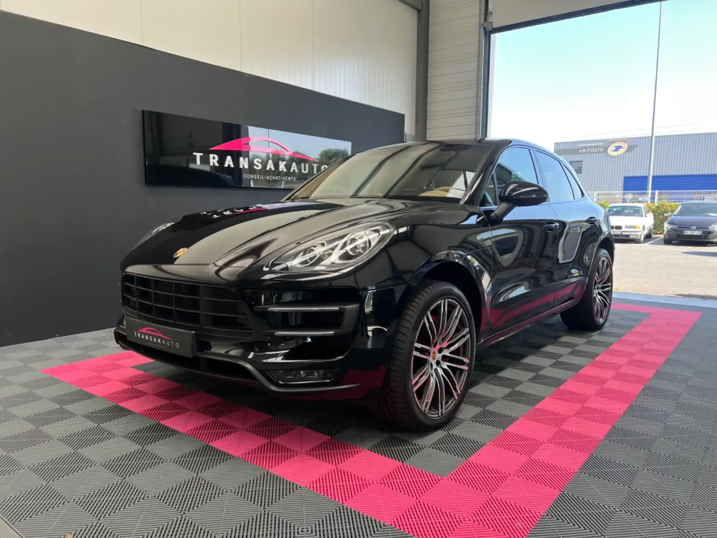 Porsche Macan PDK Zwart - 1