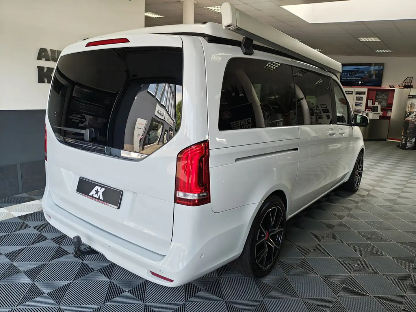 Mercedes-Benz V 300 d EDITION Marco Polo AHK 360 Grad Cam Weiß - 2