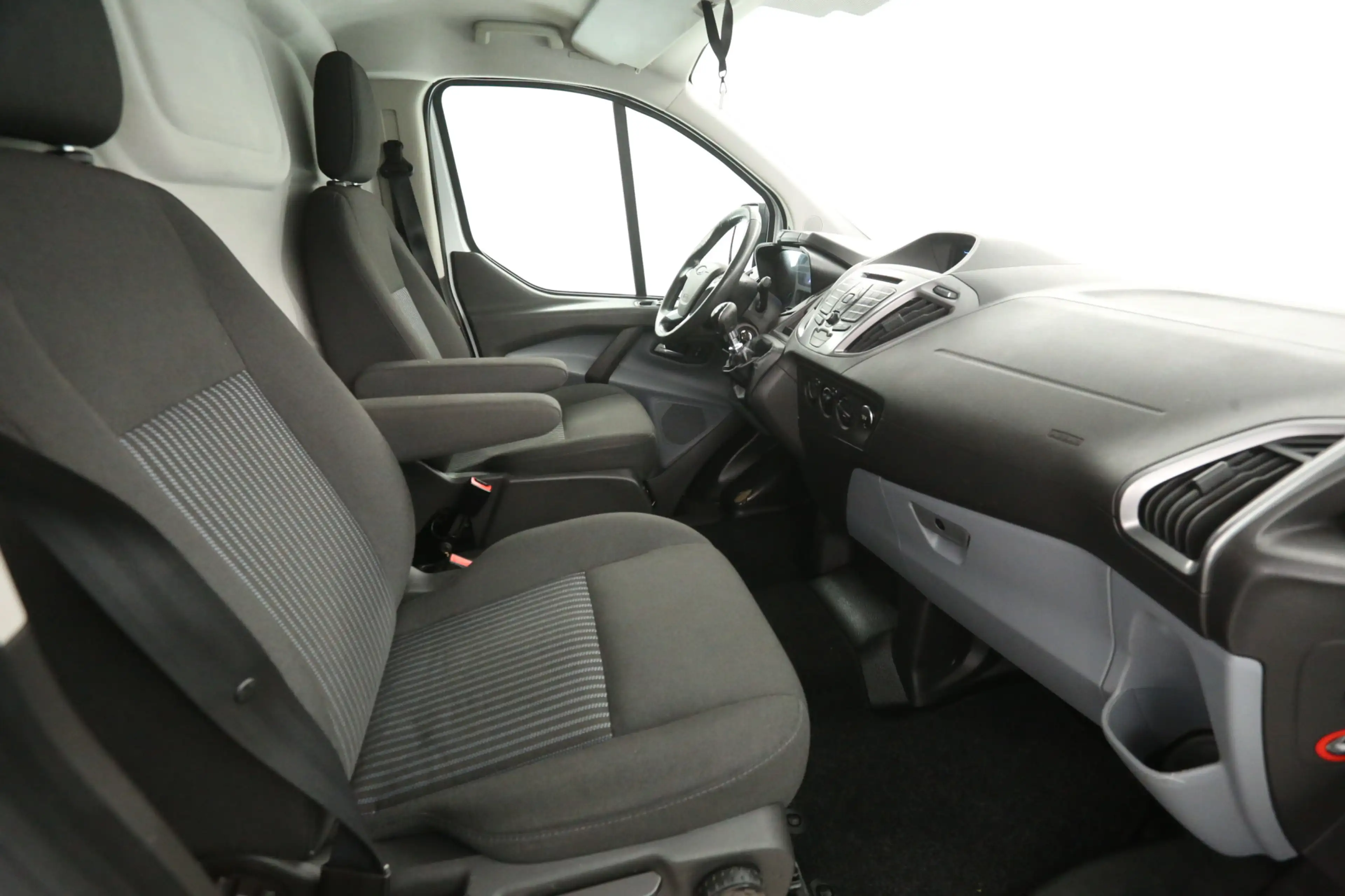Ford Transit Custom 2.2 TDCI L1H1 | Airco | Cruise | Imperiaal | Trekh — photo 21