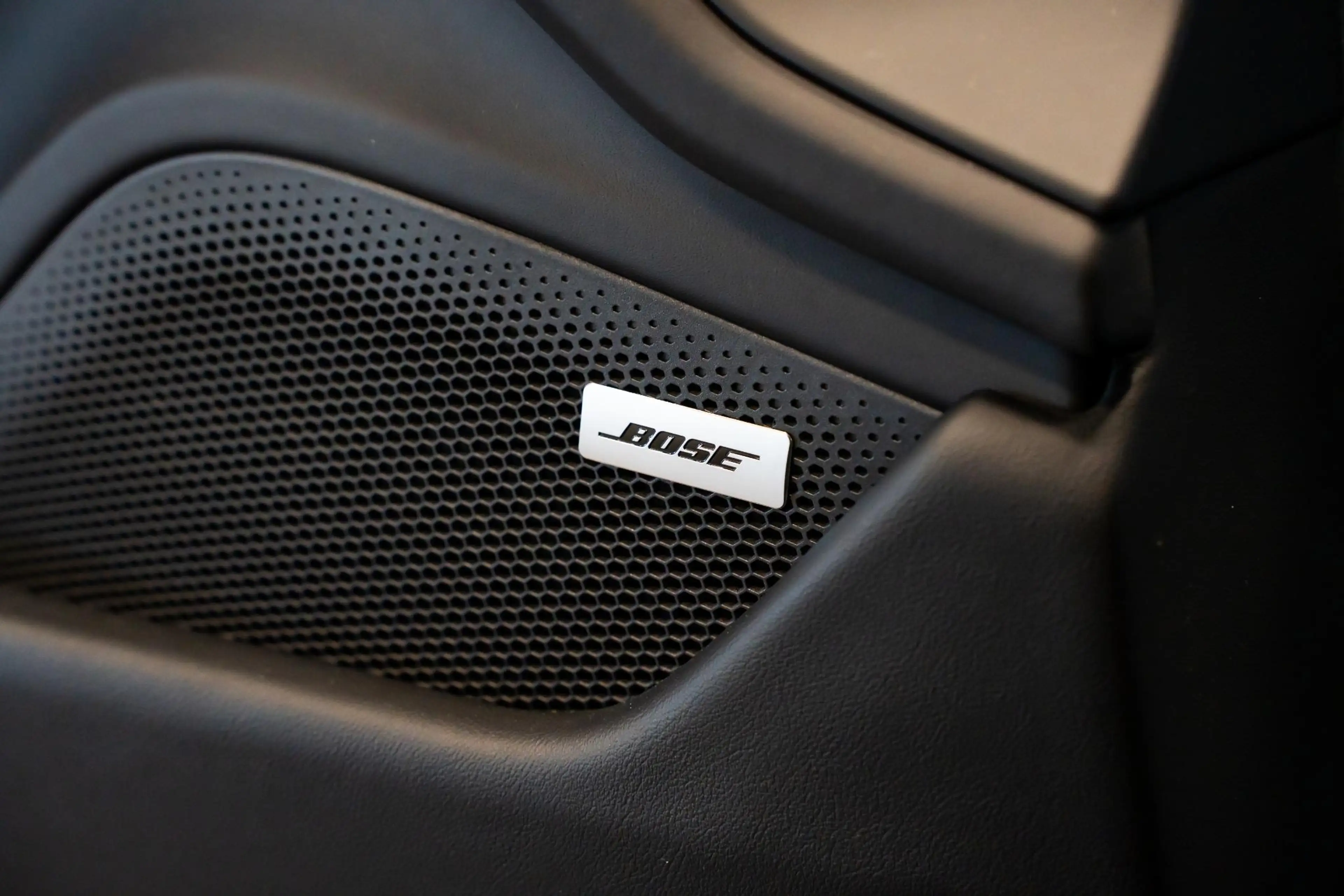Porsche Taycan Sport Turismo 93 kWh *BOSE / Panorama / 18-wegs Sp — photo 42