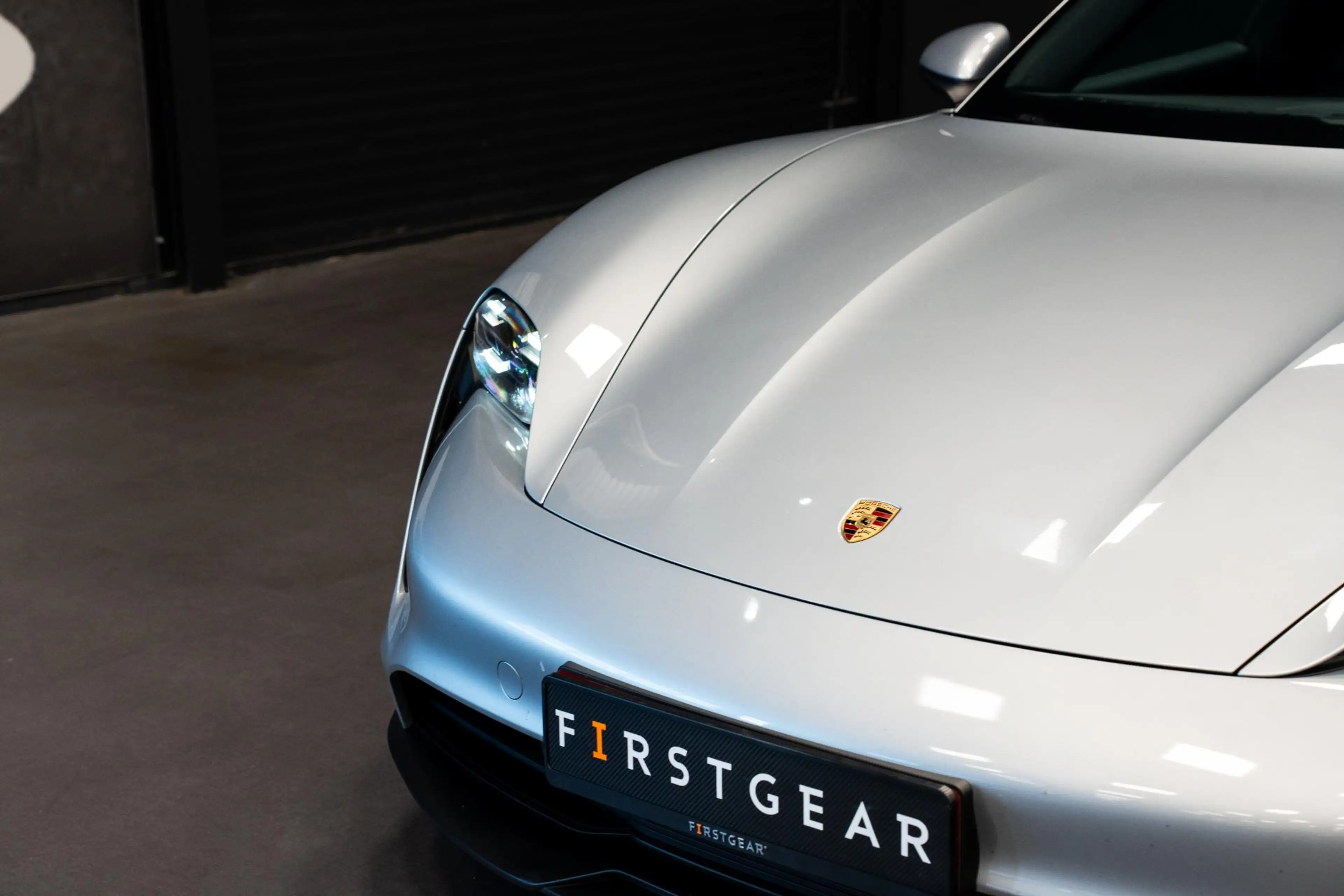 Porsche Taycan Sport Turismo 93 kWh *BOSE / Panorama / 18-wegs Sp — photo 35