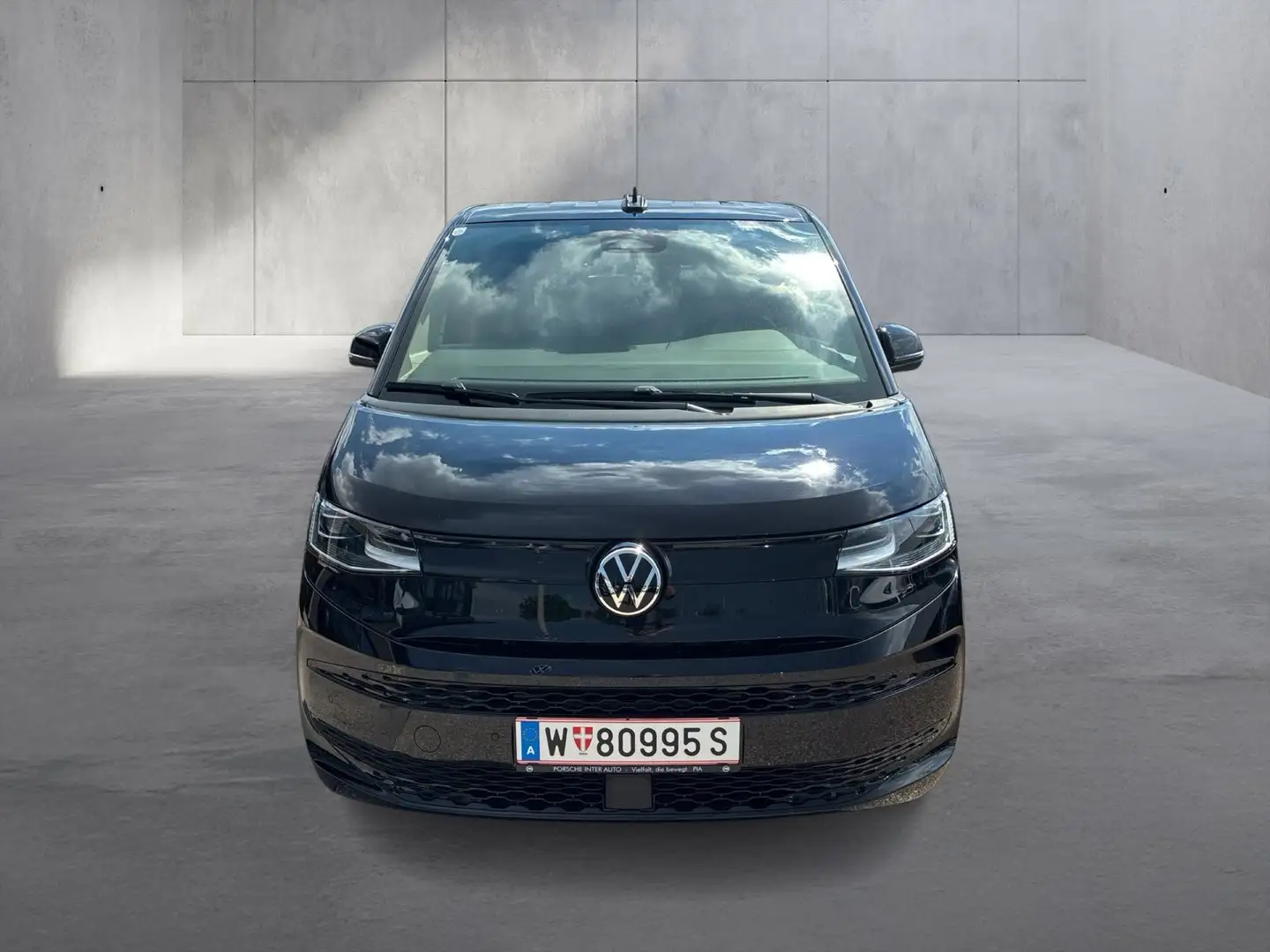 Volkswagen T7 Multivan VW T7 Multivan Business ÜH eHybrid 180 kW 4M Schwarz - 2