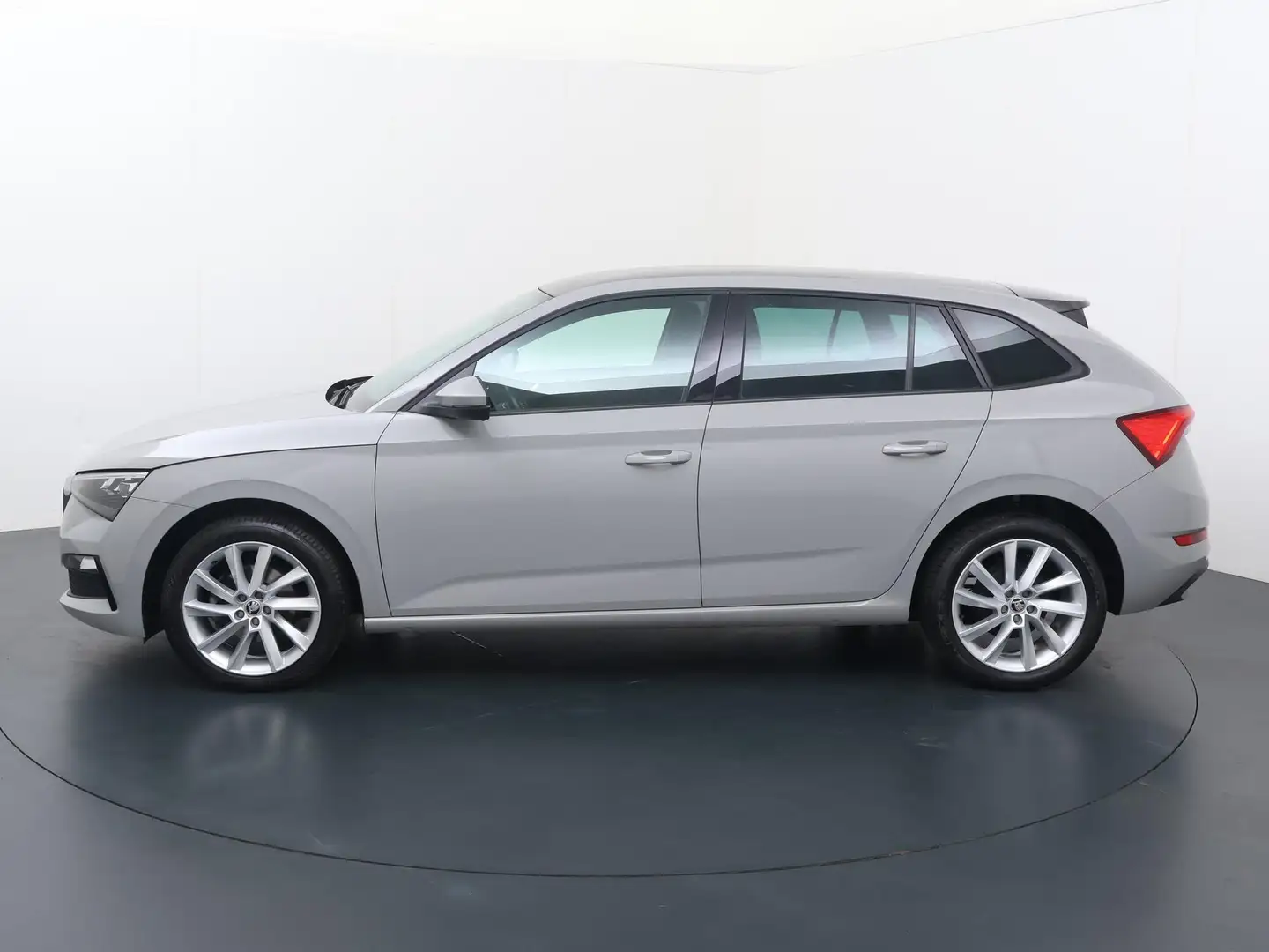 Skoda Scala 1.0 TSI Sport Business | 110 PK | | Panoramadak | Grijs - 2