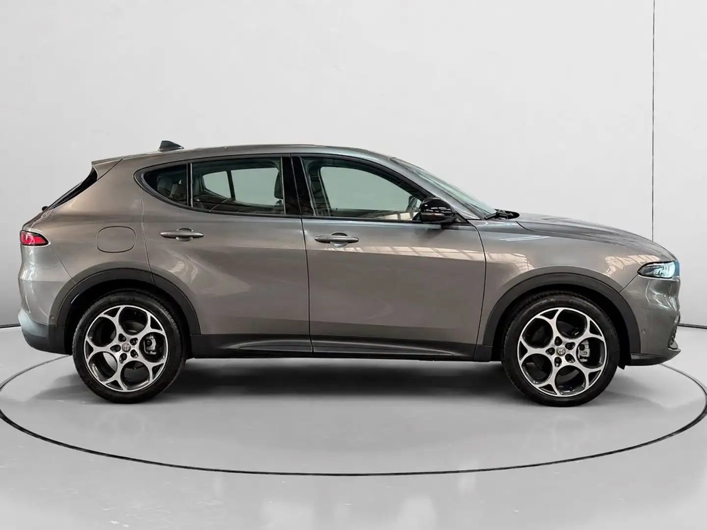 Alfa Romeo Tonale 1.6 DS Sprint FWD Gris - 2