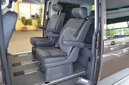 Annonce voiture d'occasion Volkswagen T5 Multivan - CARADIZE