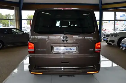 Annonce voiture d'occasion Volkswagen T5 Multivan - CARADIZE