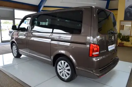Annonce voiture d'occasion Volkswagen T5 Multivan - CARADIZE