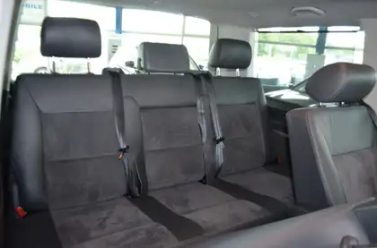 Annonce voiture d'occasion Volkswagen T5 Multivan - CARADIZE