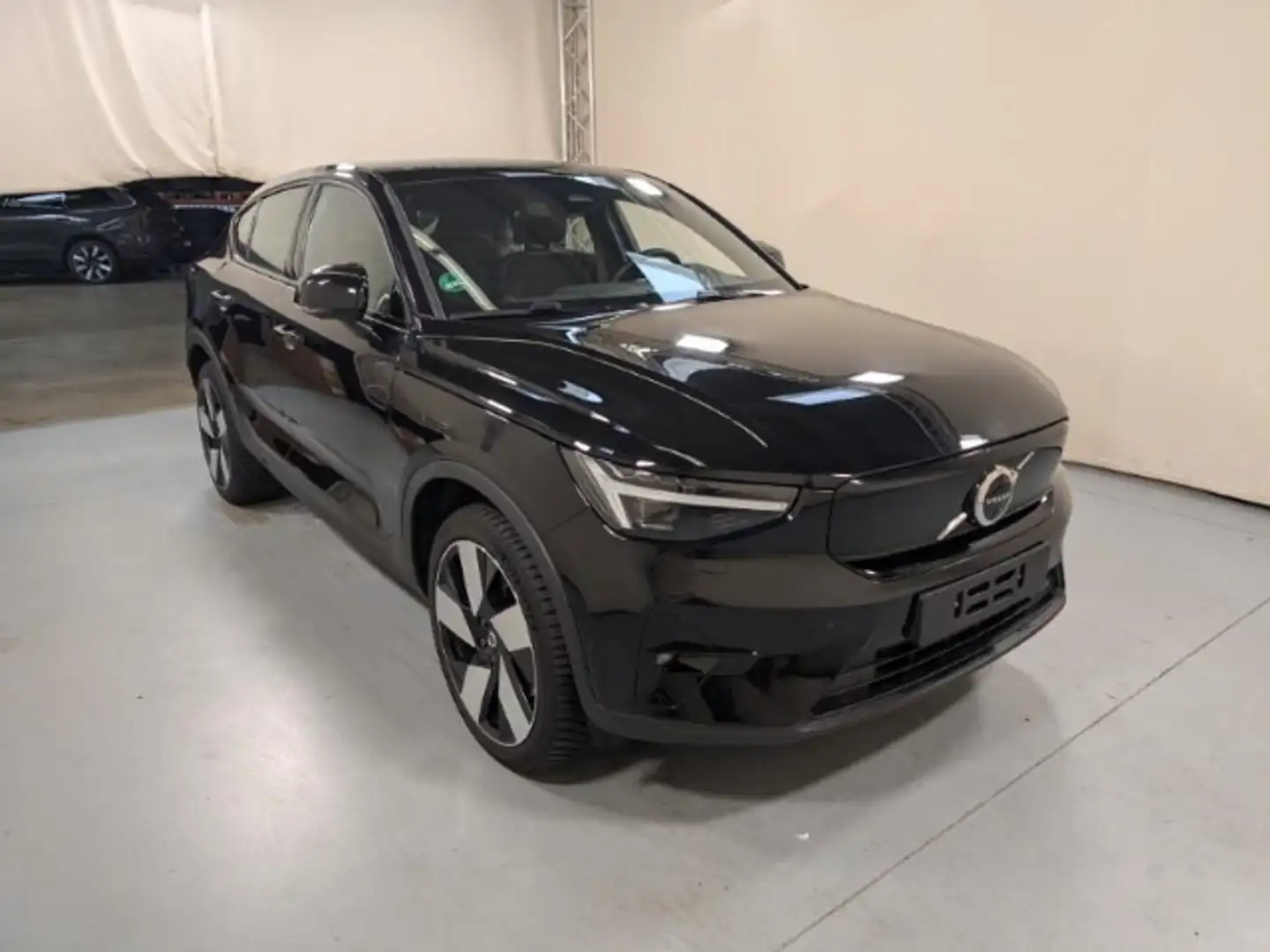 Volvo C40 Ultimate Twin Pure Electric AWD 20''/Sitzhzg./AHK Schwarz - 2