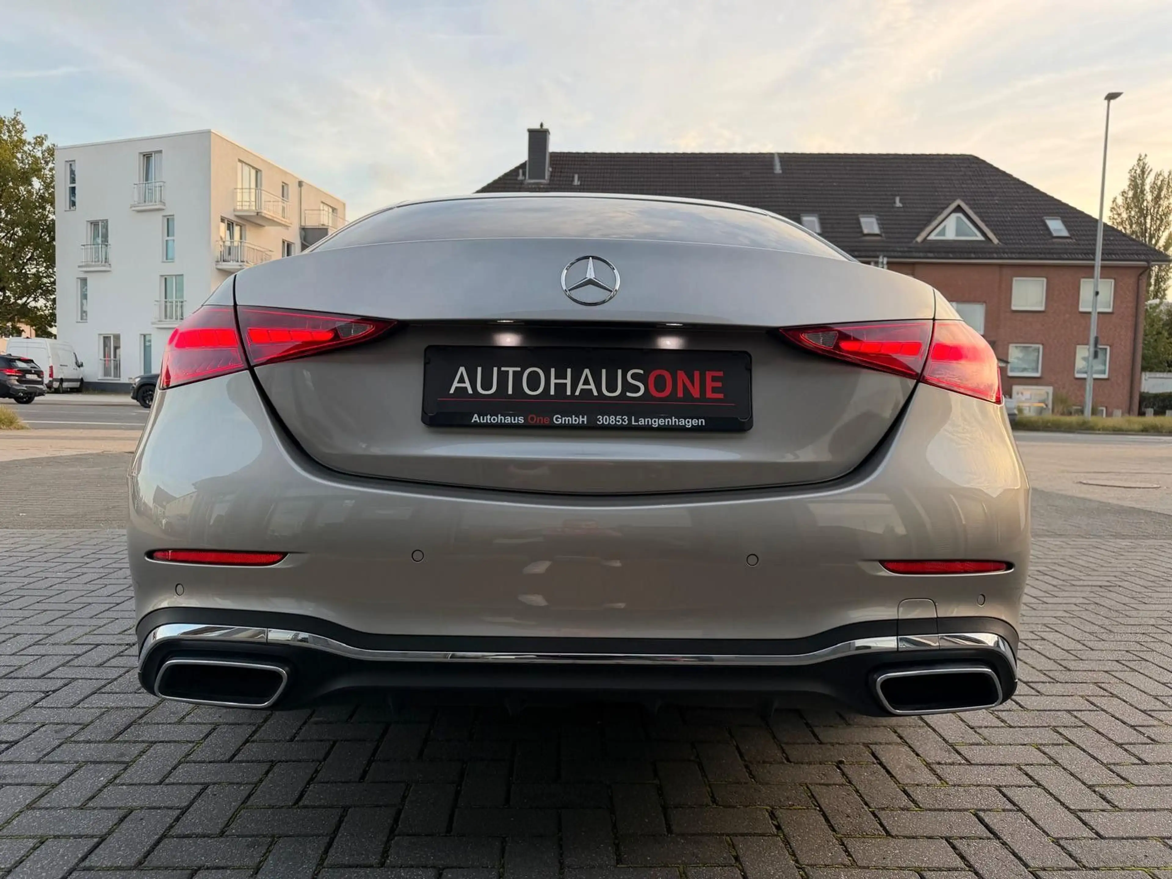 Mercedes-Benz C 220 d Limo. AMG AHK/KAMERA/OLED — photo 11