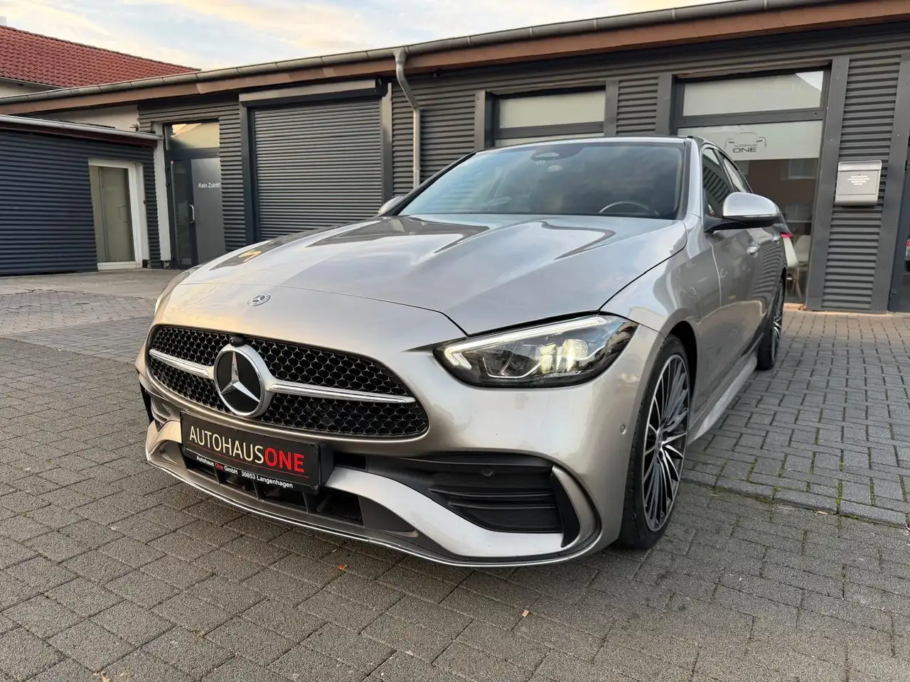 Mercedes-Benz C 220