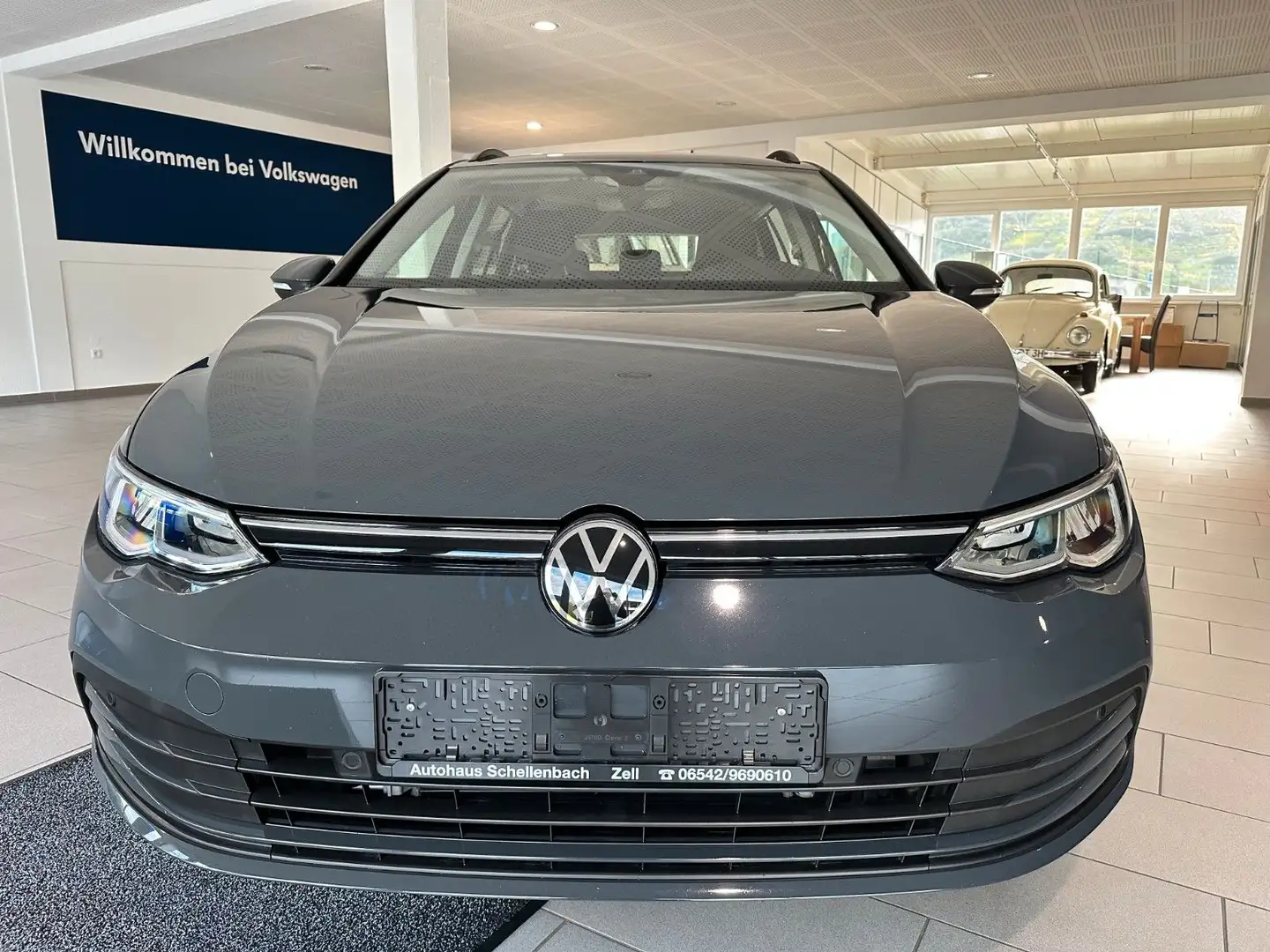 Volkswagen Golf VIII Variant Life*ACC*SHZ*PDC* Gris - 2