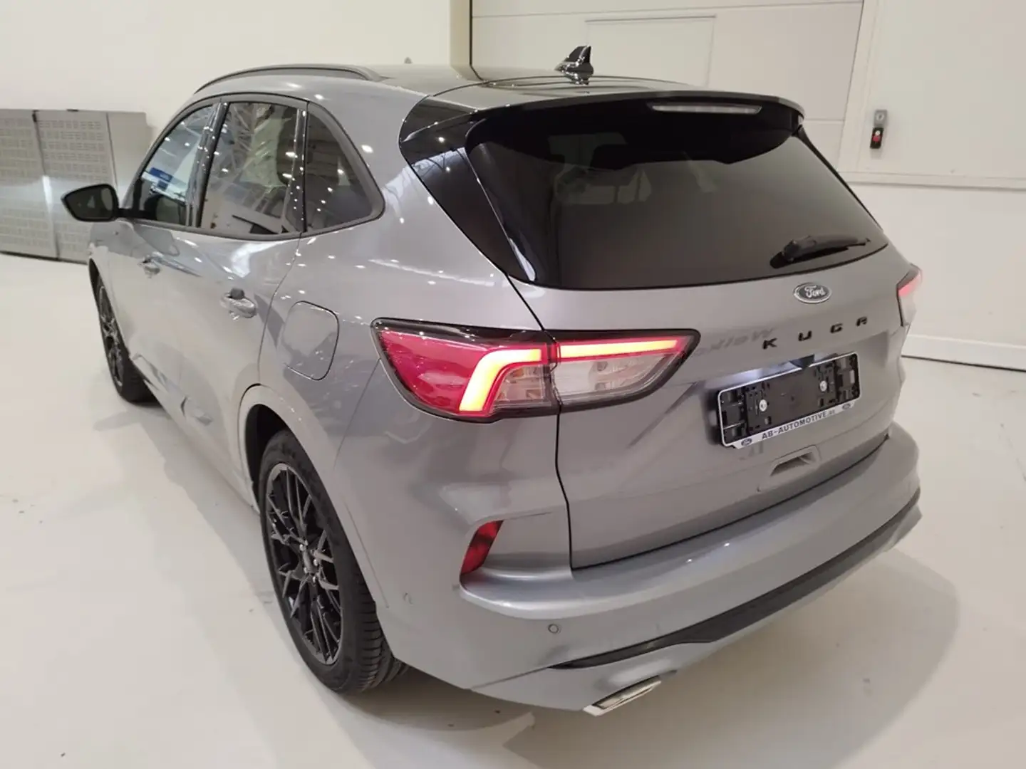 Ford Kuga * New ST Line X / Black Edition - * Grey - 2