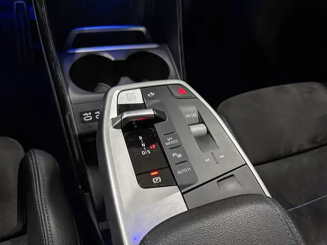 BMW 2 Series view 15
