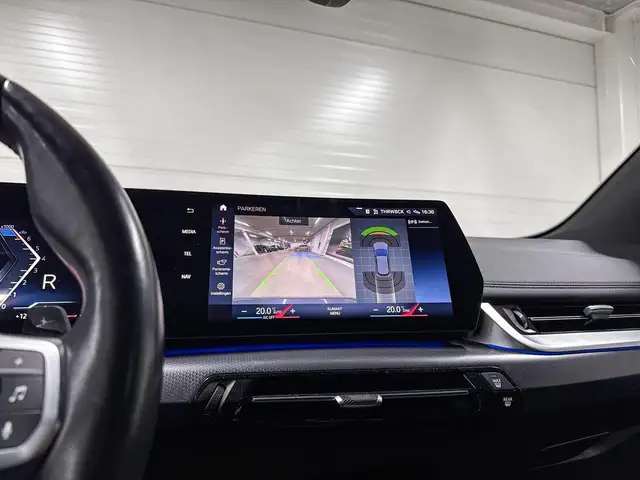 BMW 2 Series view 14