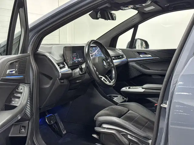 BMW 2 Series view 8