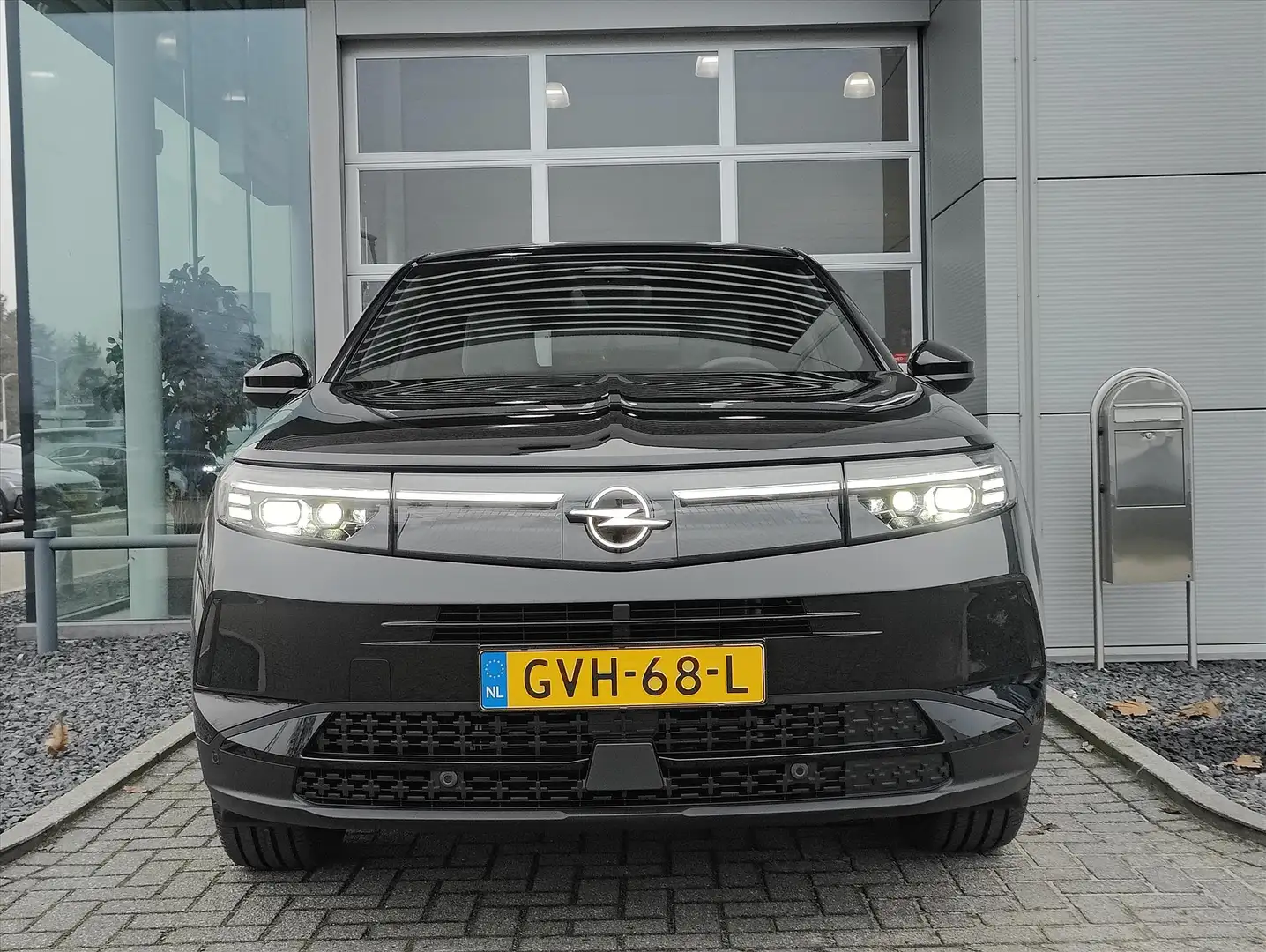 Opel Grandland 1.2 Turbo Hybrid 136pk eDCT GS | Automaat | Climat Zwart - 2