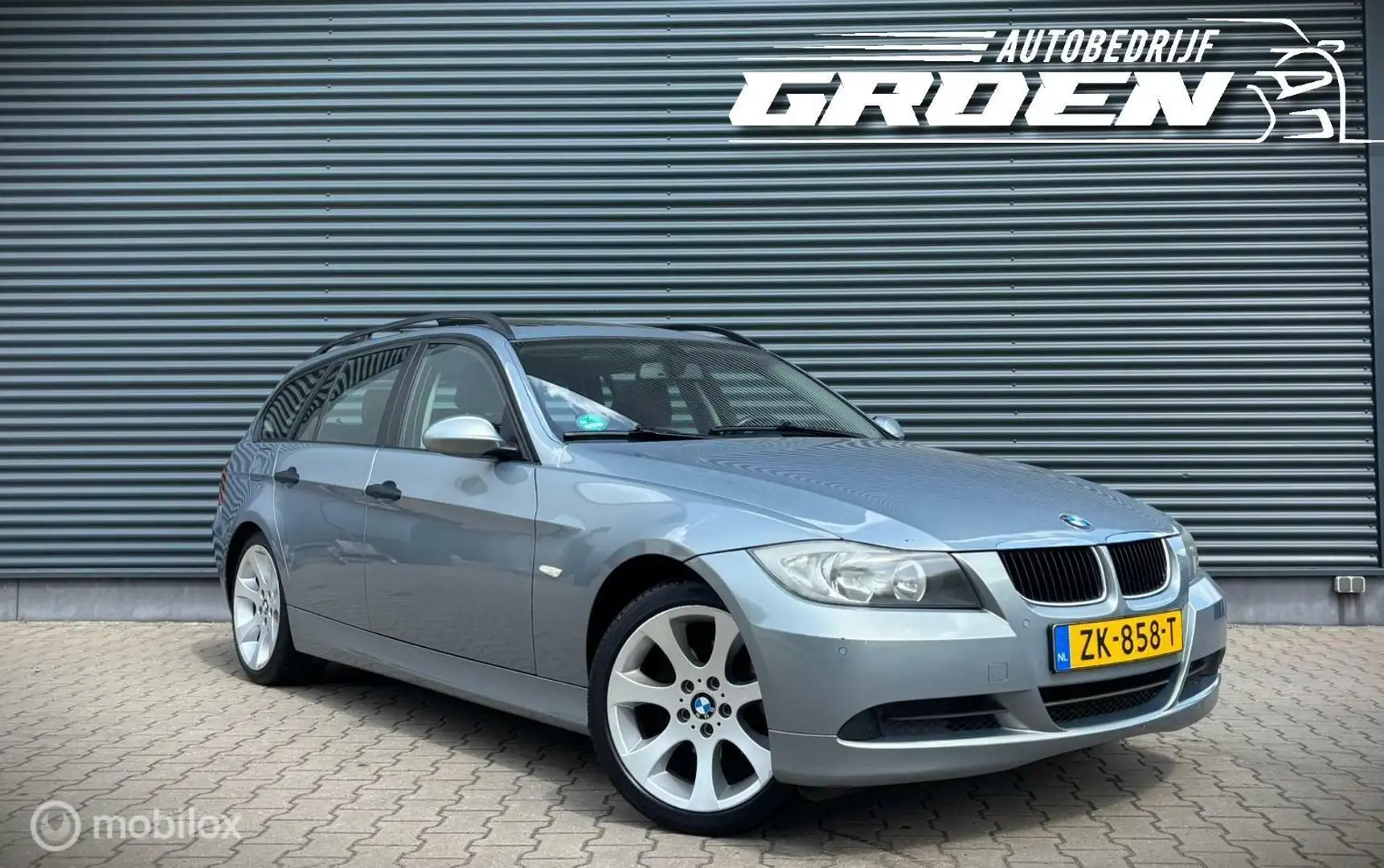BMW 320 3-serie Touring 320i AUTOMAAT|PANO|TREKHAAK Grau - 2