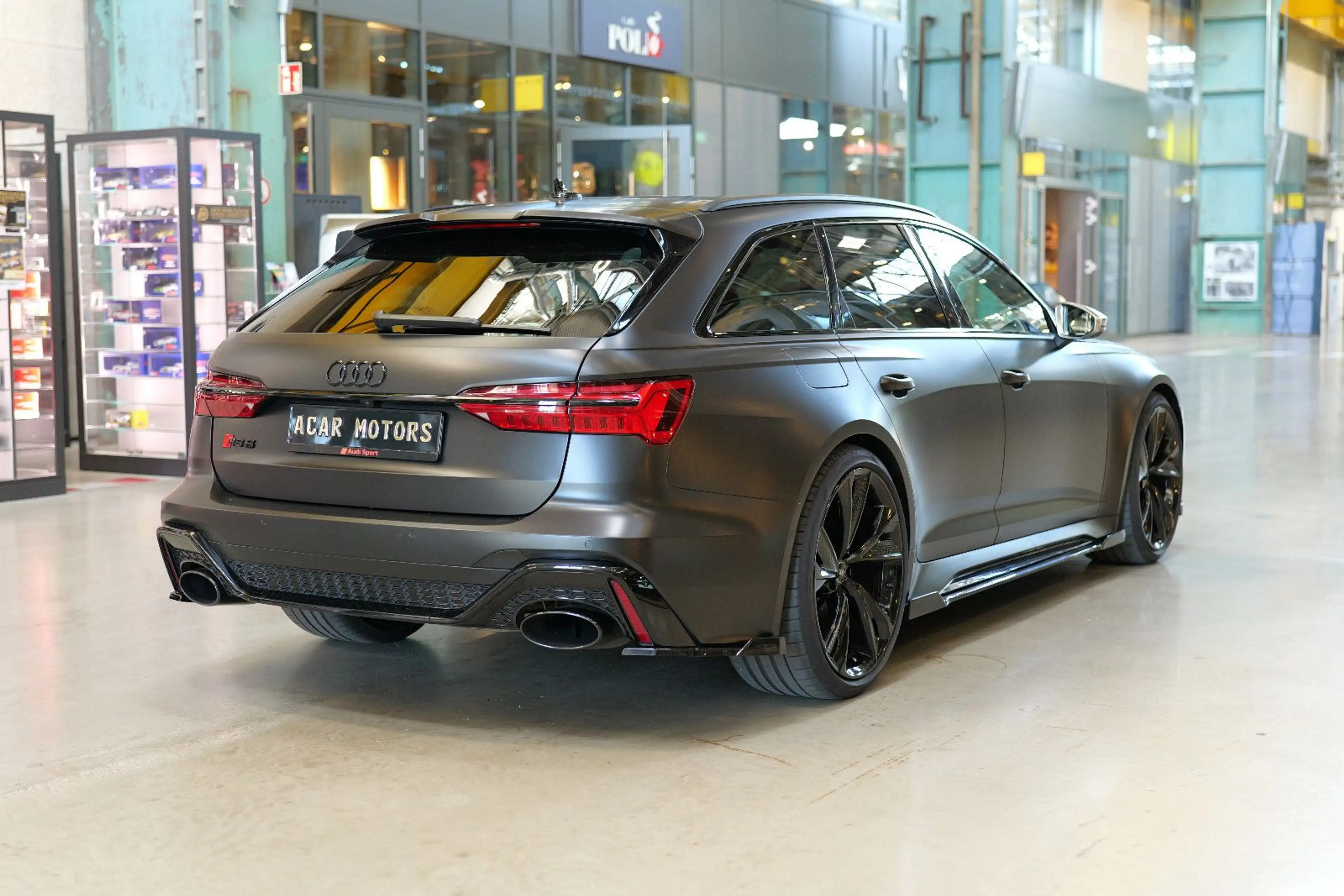 Audi RS6 Avant 4.0 TFSI quattro AHK*Carbon — photo 9