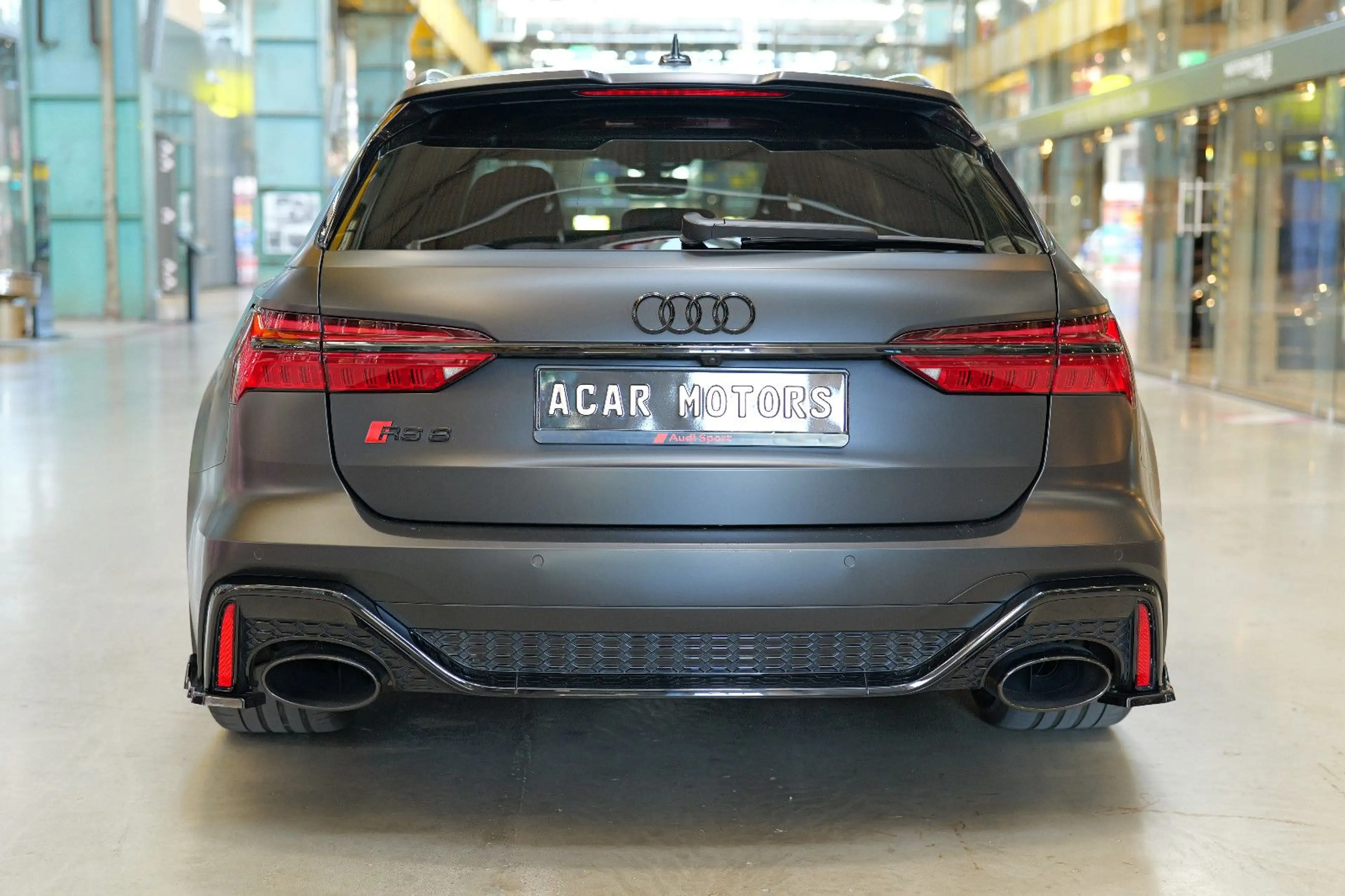 Audi RS6 Avant 4.0 TFSI quattro AHK*Carbon — photo 8