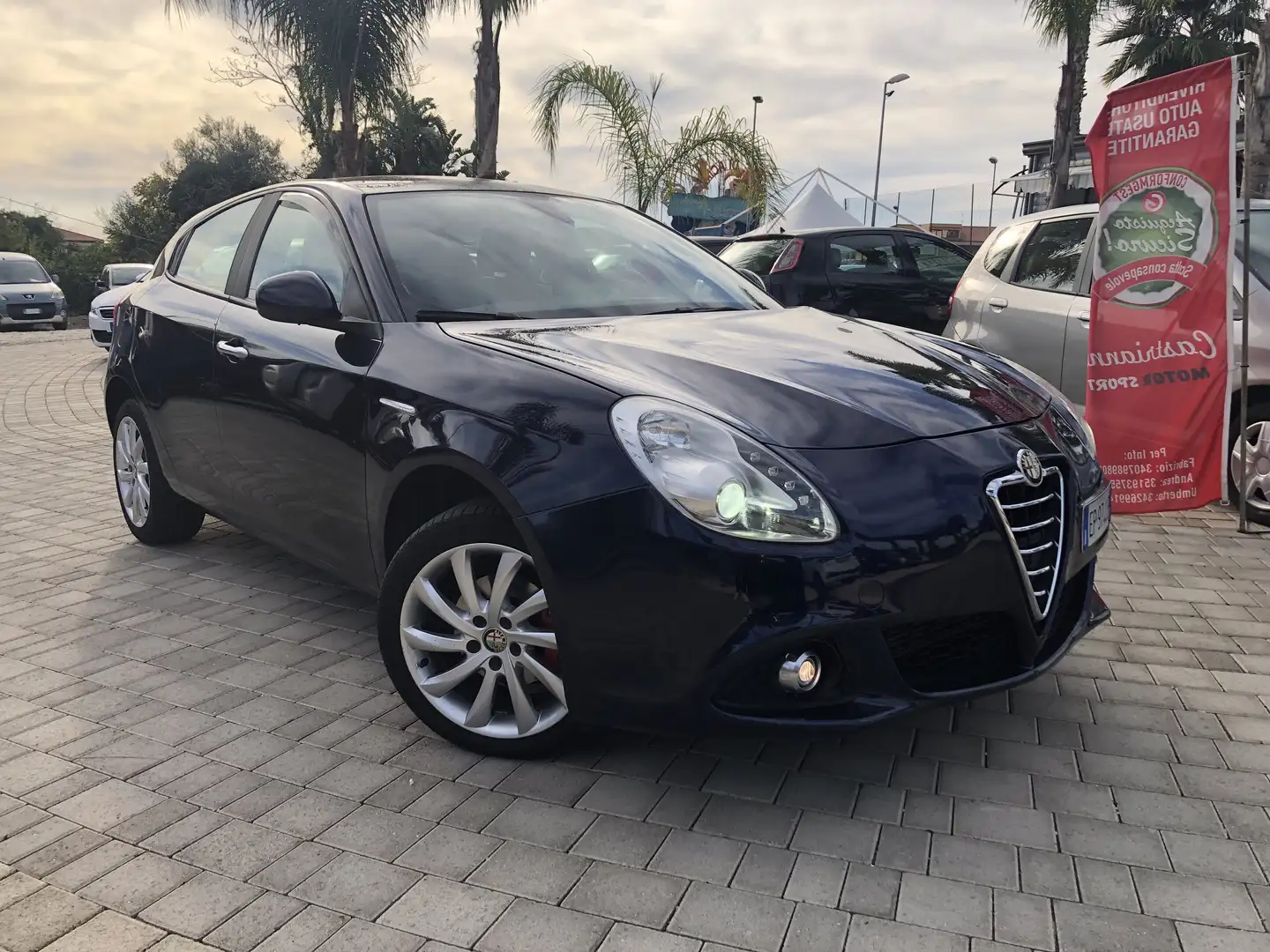 Alfa Romeo Giulietta 1.6 jtdm(2) Distinctive Bleu - 2