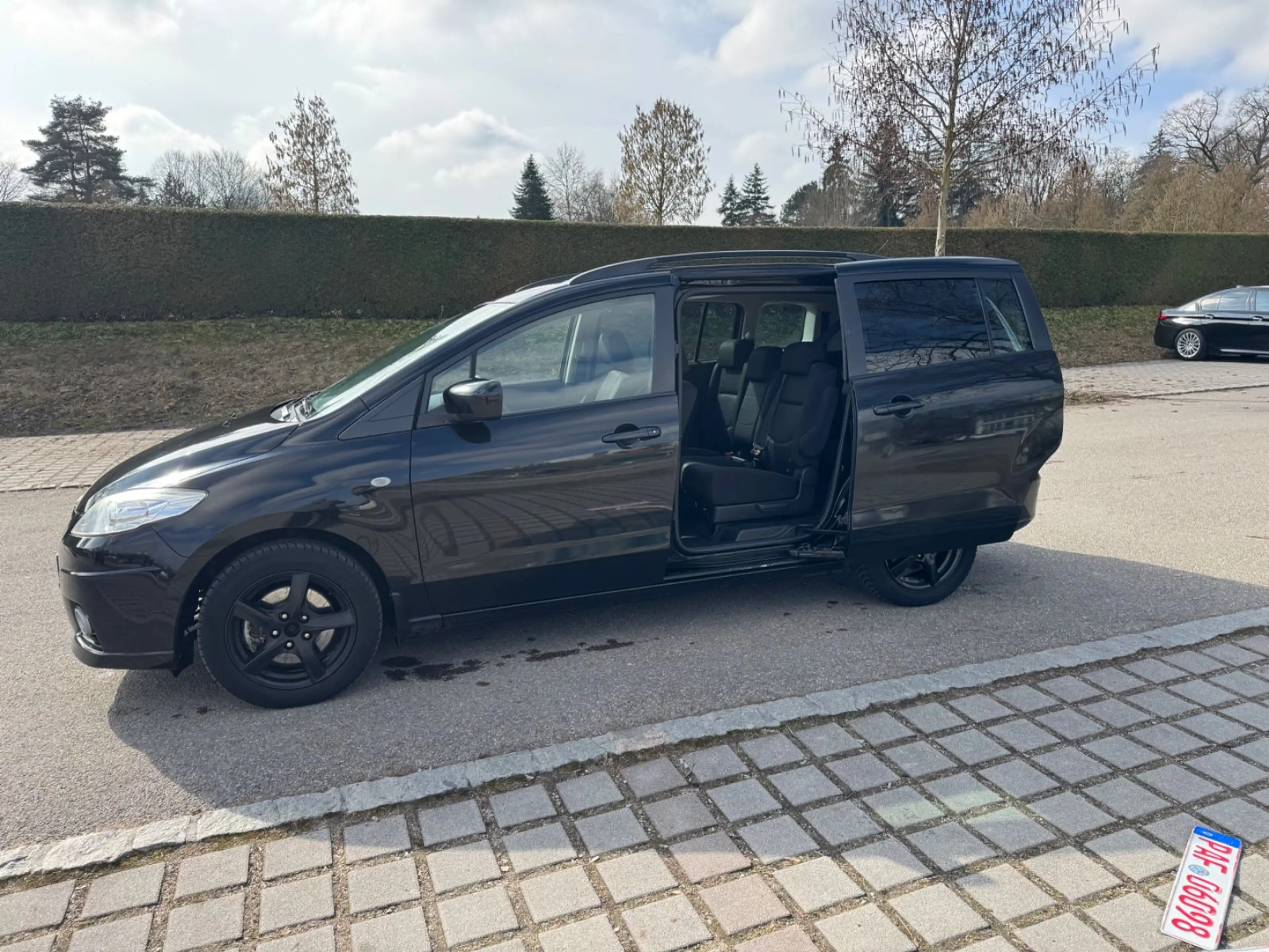 Mazda 5 Lim. 2.0 CD Active*7-Sitzer*Klima.*Tempomat* — photo 11