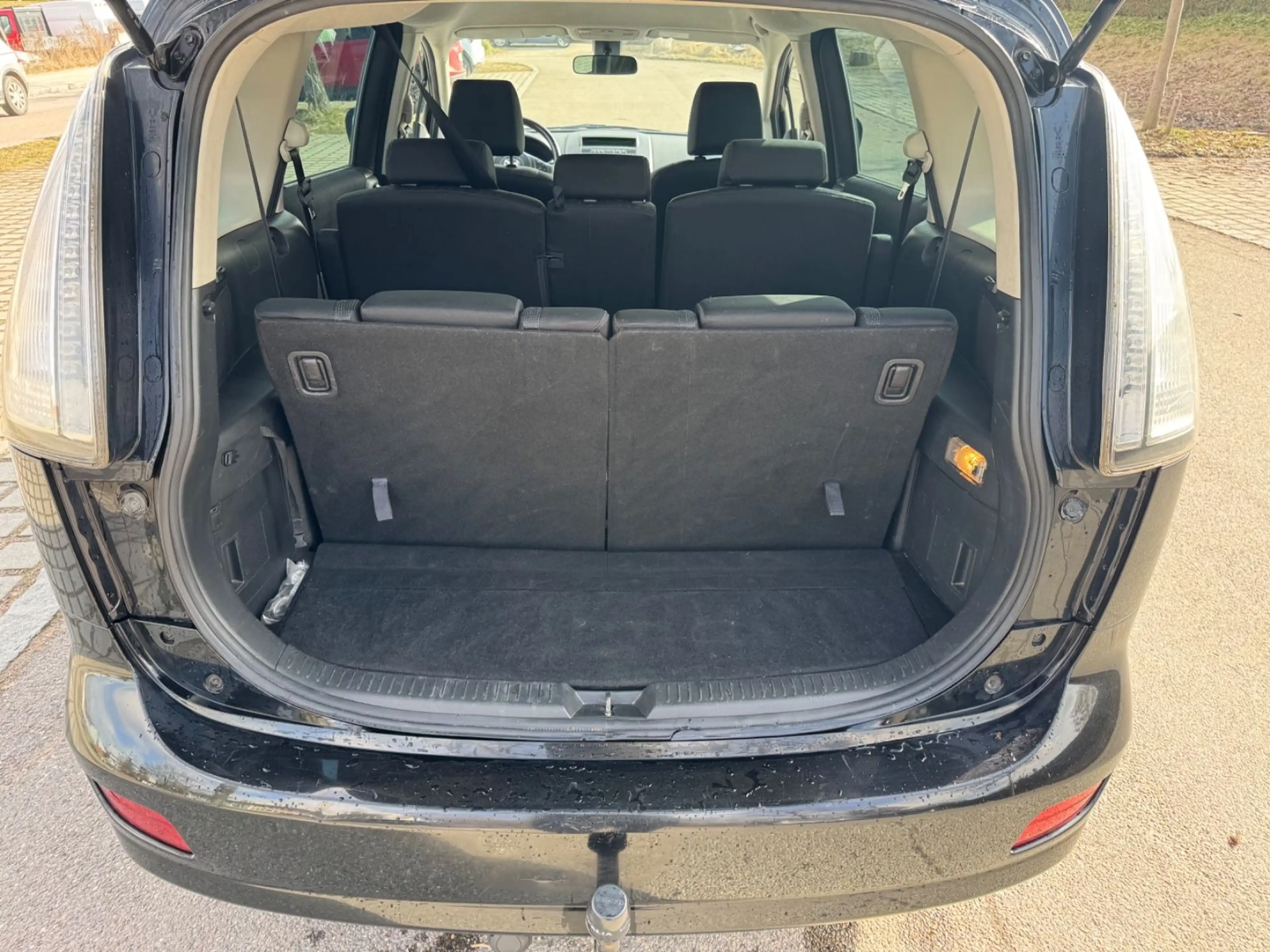 Mazda 5 Lim. 2.0 CD Active*7-Sitzer*Klima.*Tempomat* — photo 13