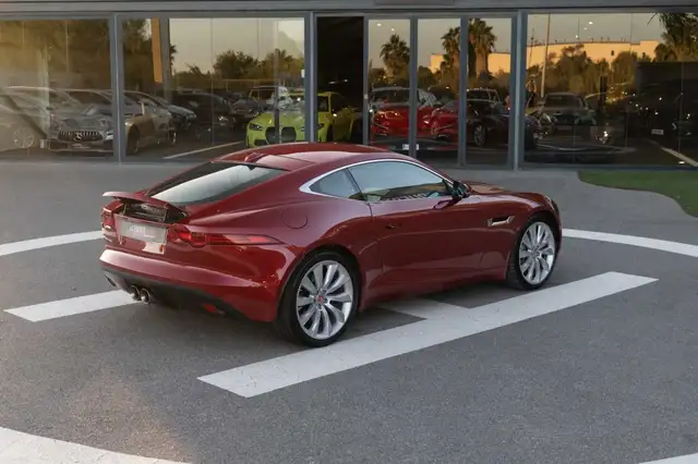 Jaguar F-Type view 6